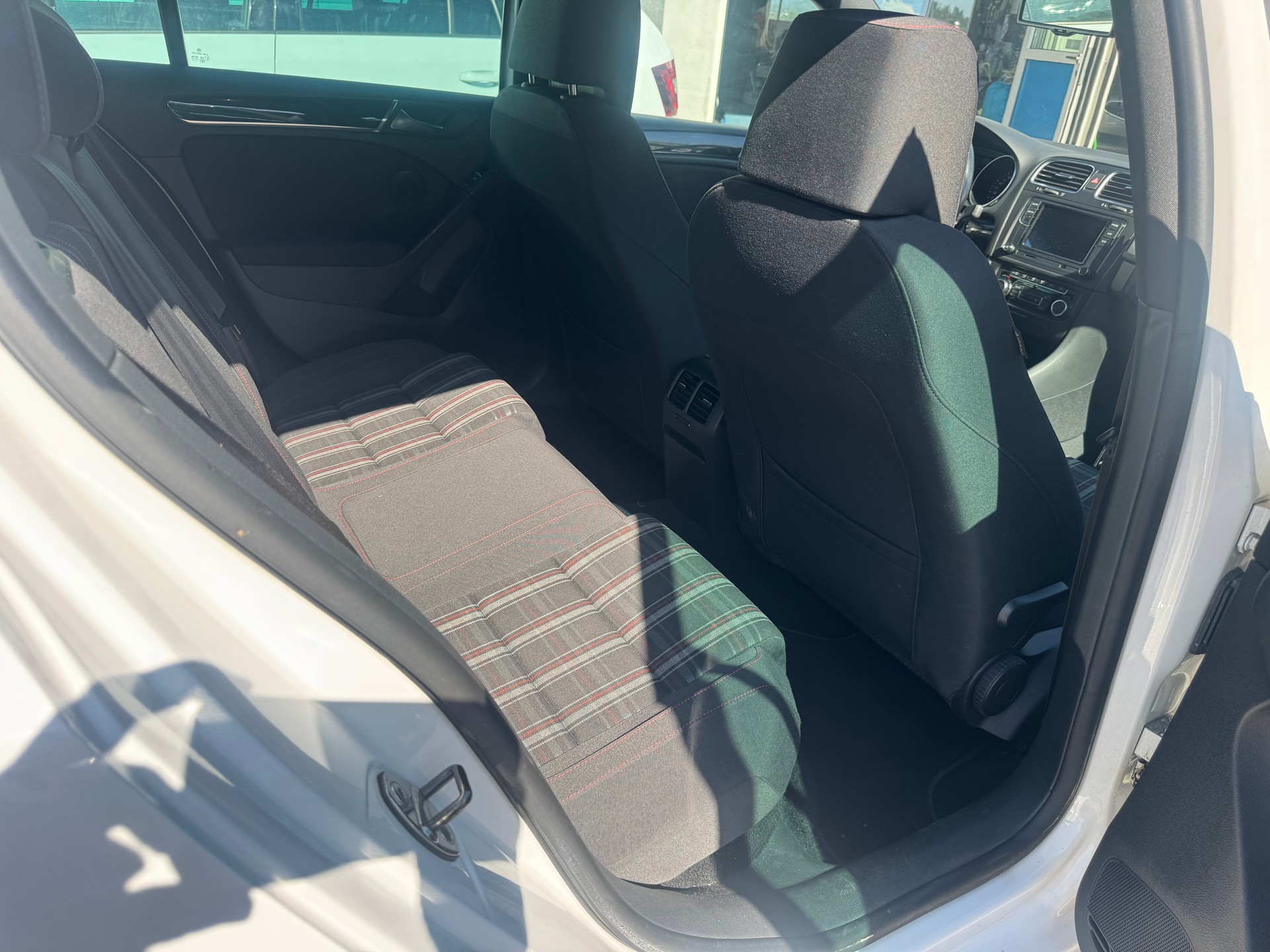 VW Golf 2.0 TSI GTI DSG-image-10