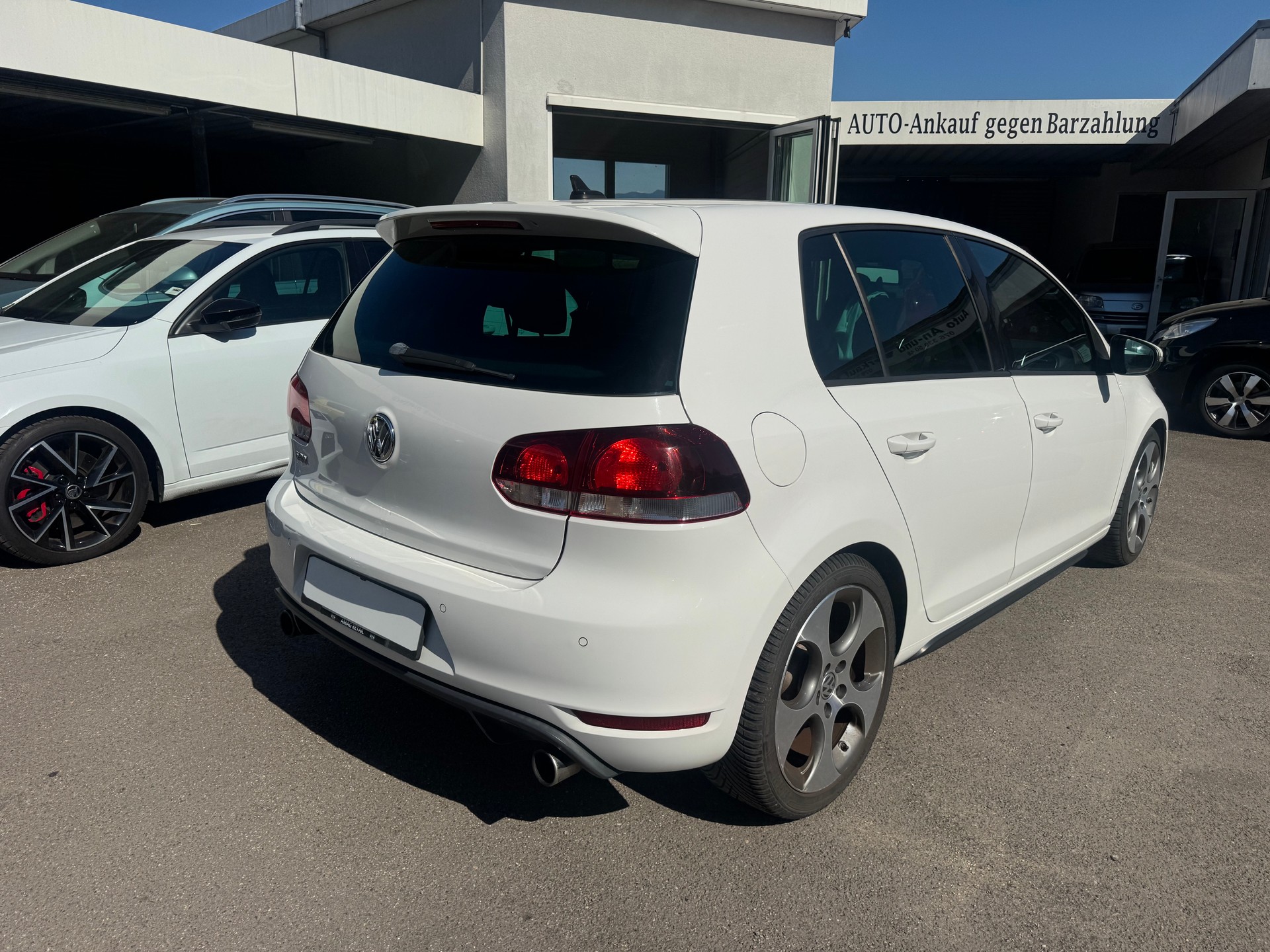 VW Golf 2.0 TSI GTI DSG-image-3