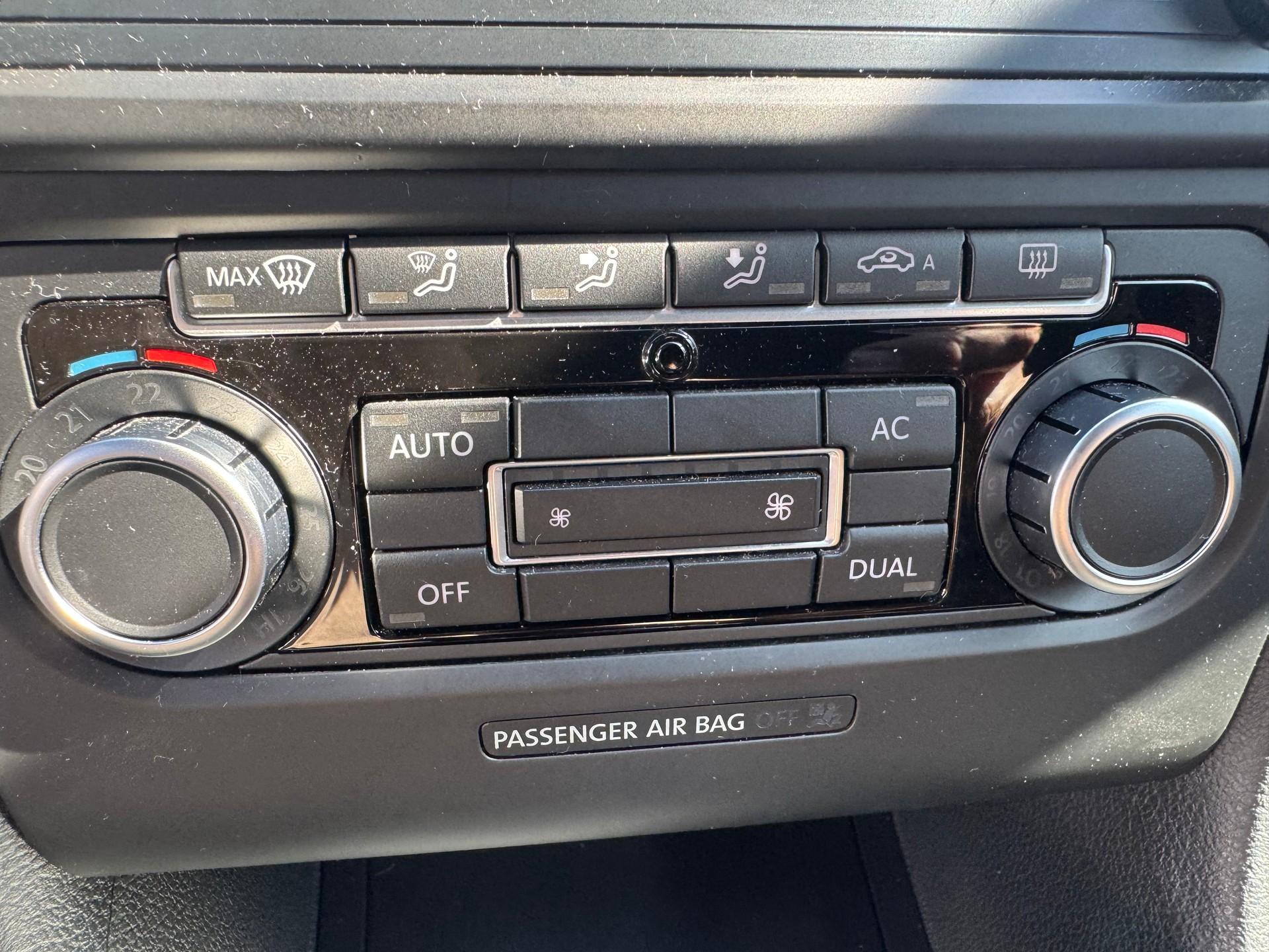 VW Golf 2.0 TSI GTI DSG-image-14