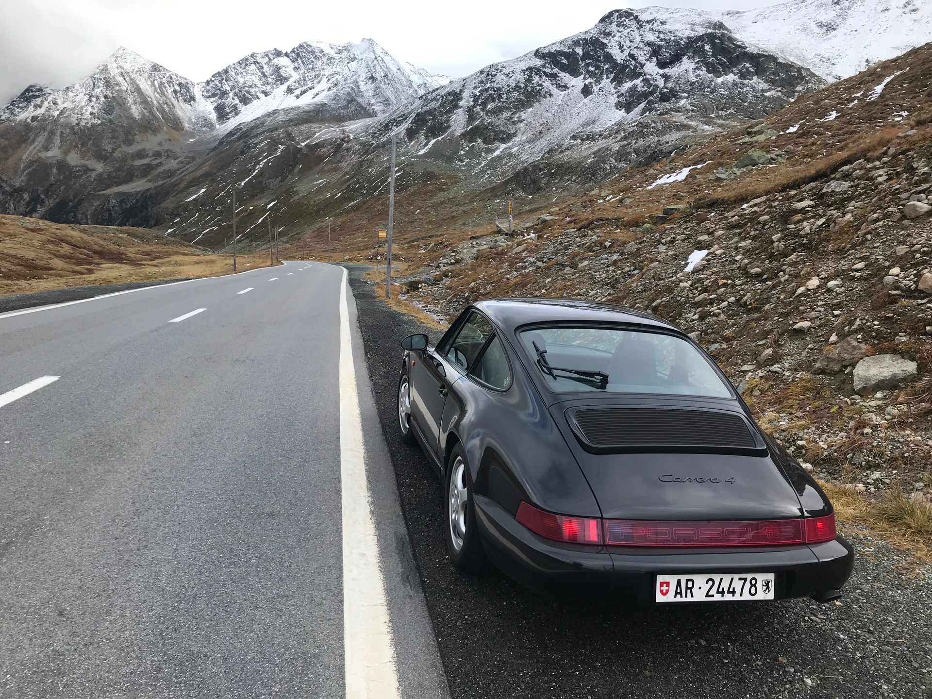 PORSCHE 964 C4-image-7