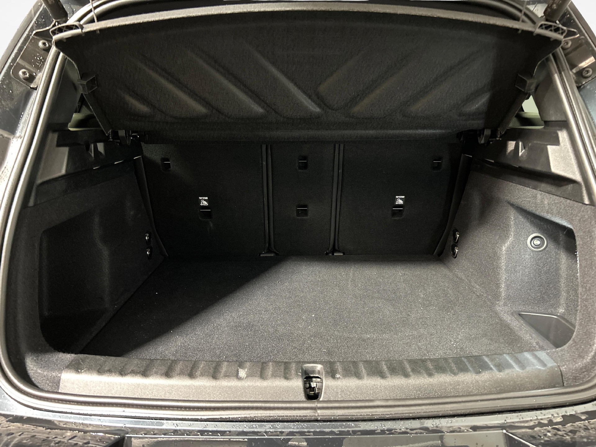 MINI Countryman U25 2.0i John Cooper Works ALL4-image-11