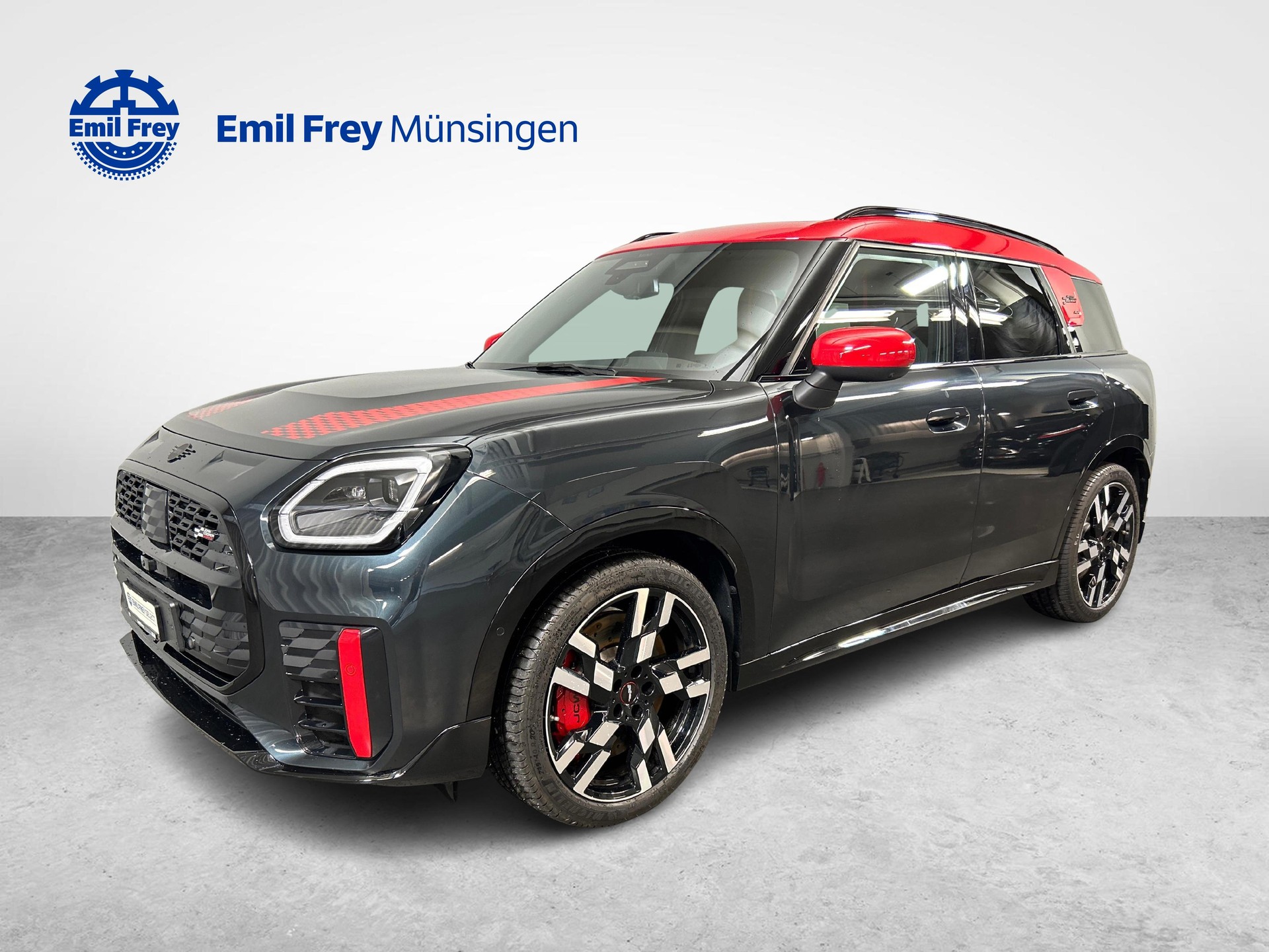 MINI Countryman U25 2.0i John Cooper Works ALL4-image-1