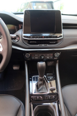 JEEP Compass 1.3 PHEV N. E.AWD-image-11
