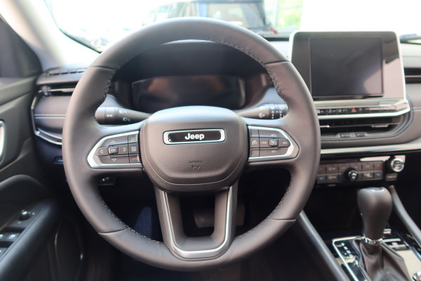 JEEP Compass 1.3 PHEV N. E.AWD-image-13