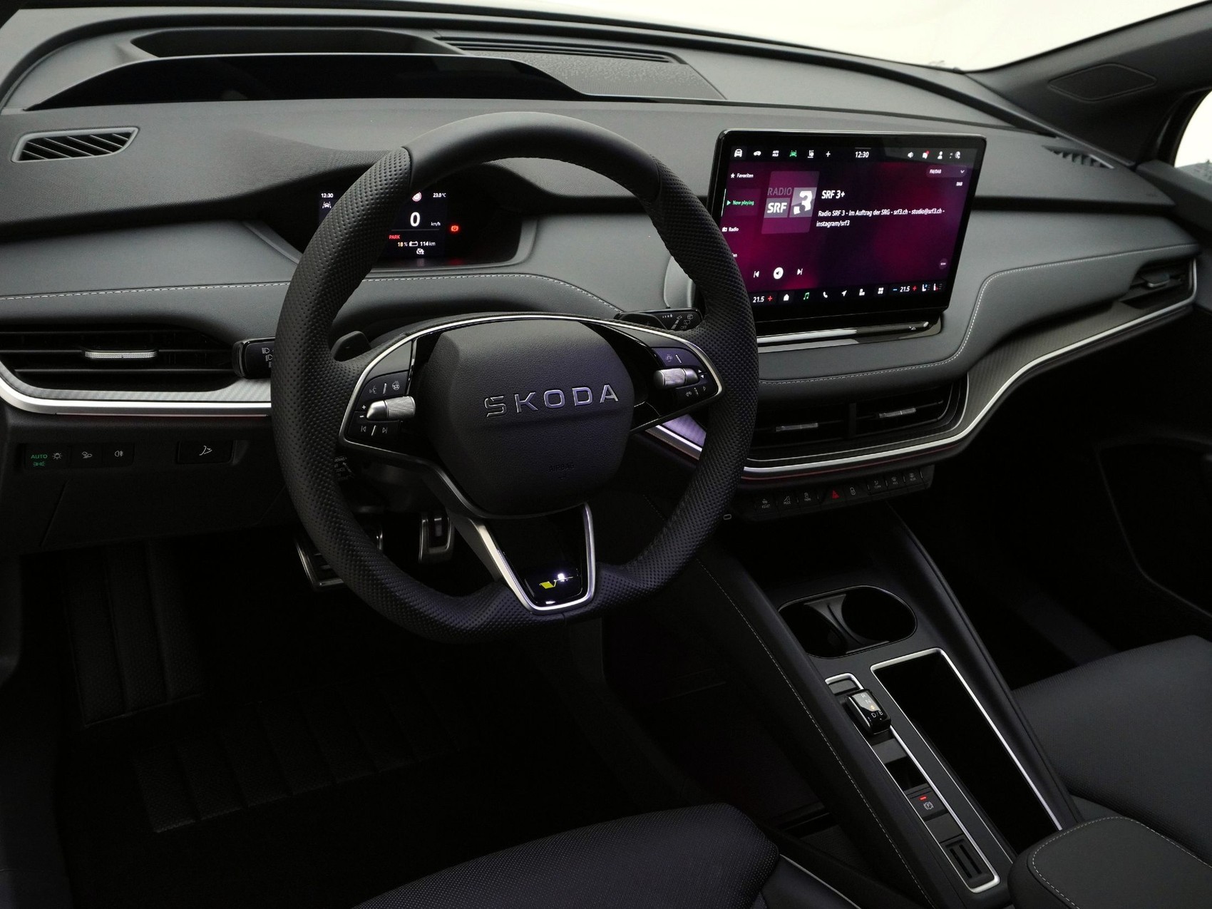 SKODA Enyaq iV RS-Suite MAXX-image-10