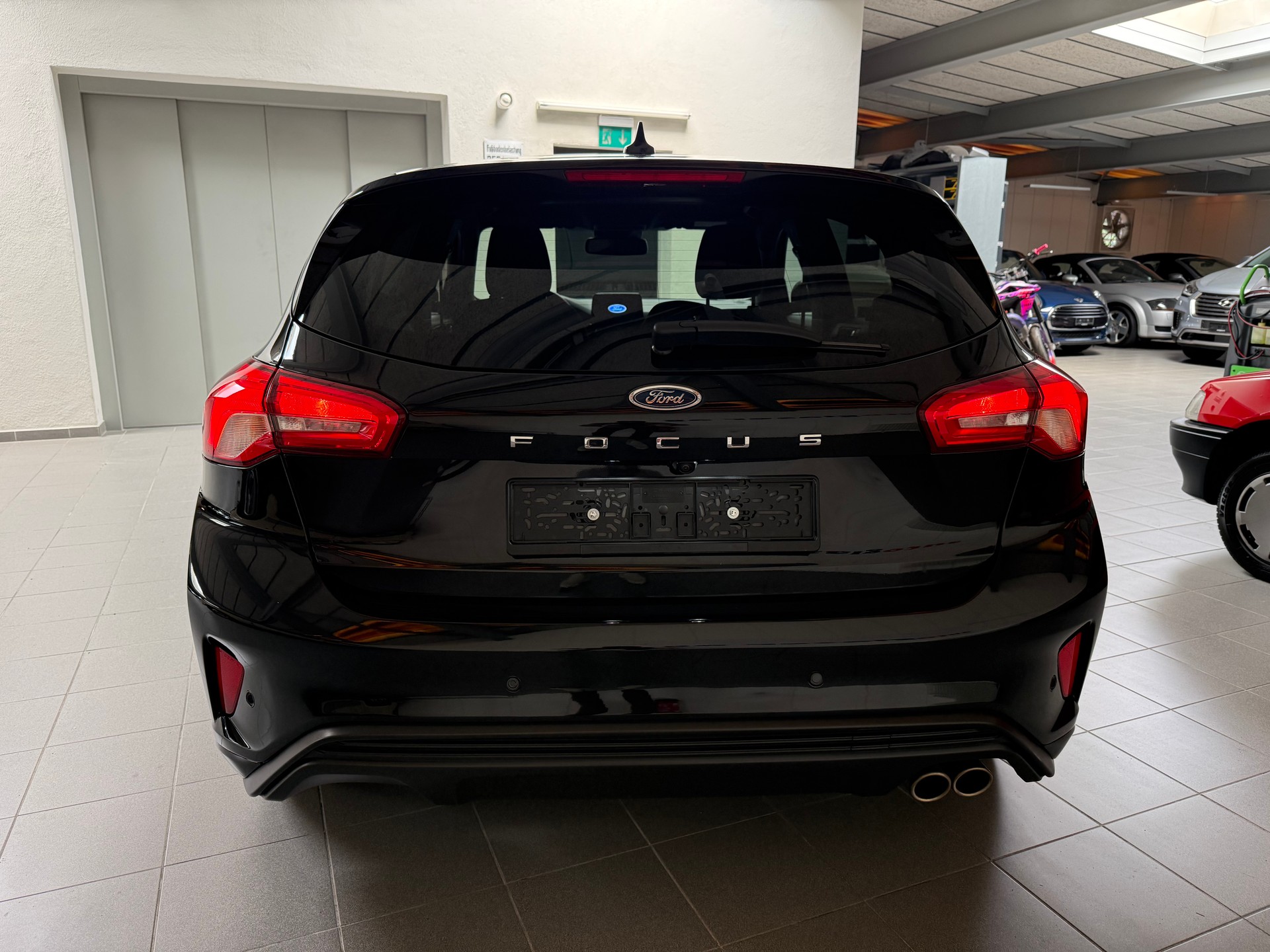 FORD Focus 1.0 SCTi ST Line Automatic-image-7