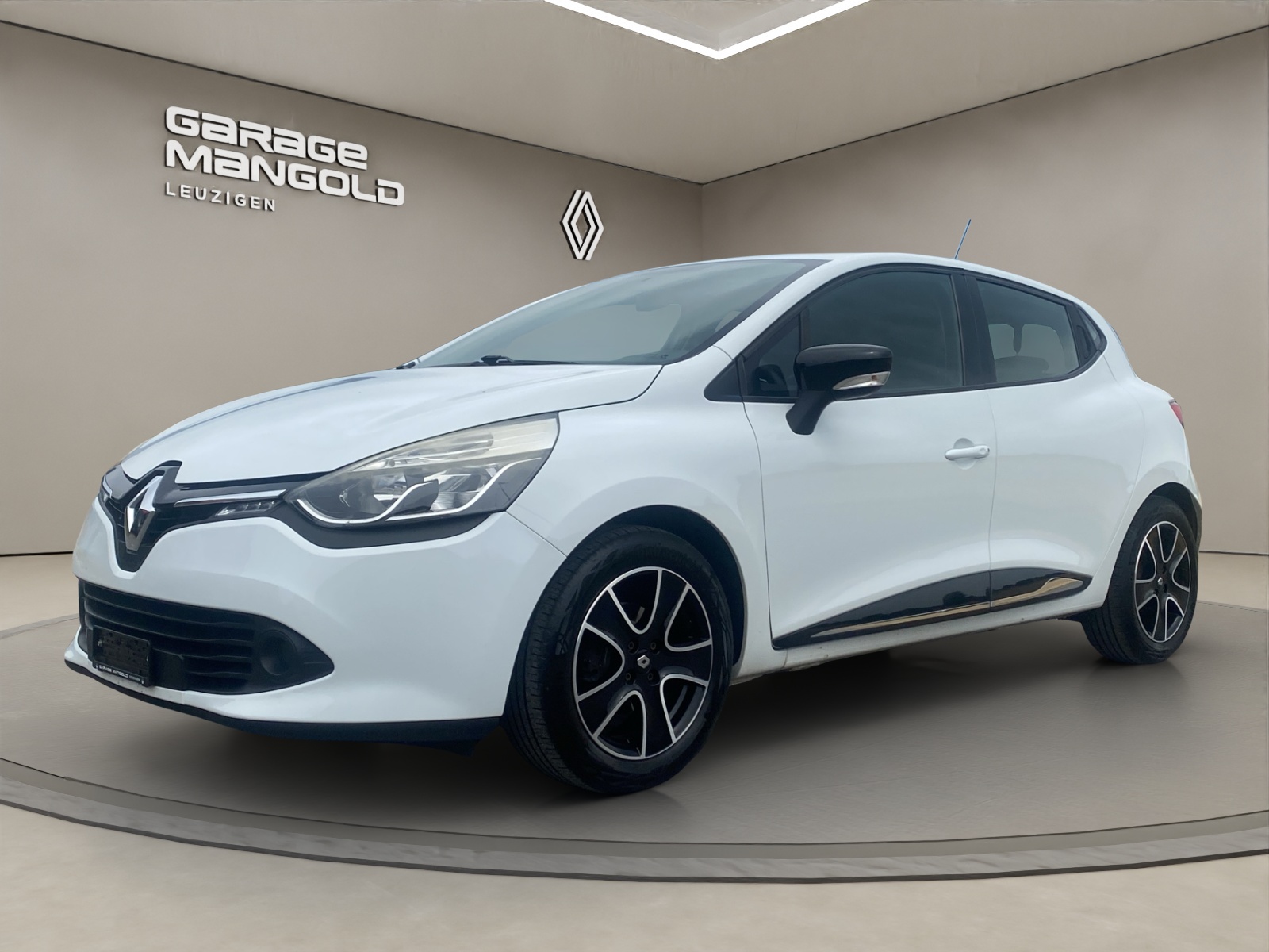 RENAULT Clio 0.9 12V Expression-image-0