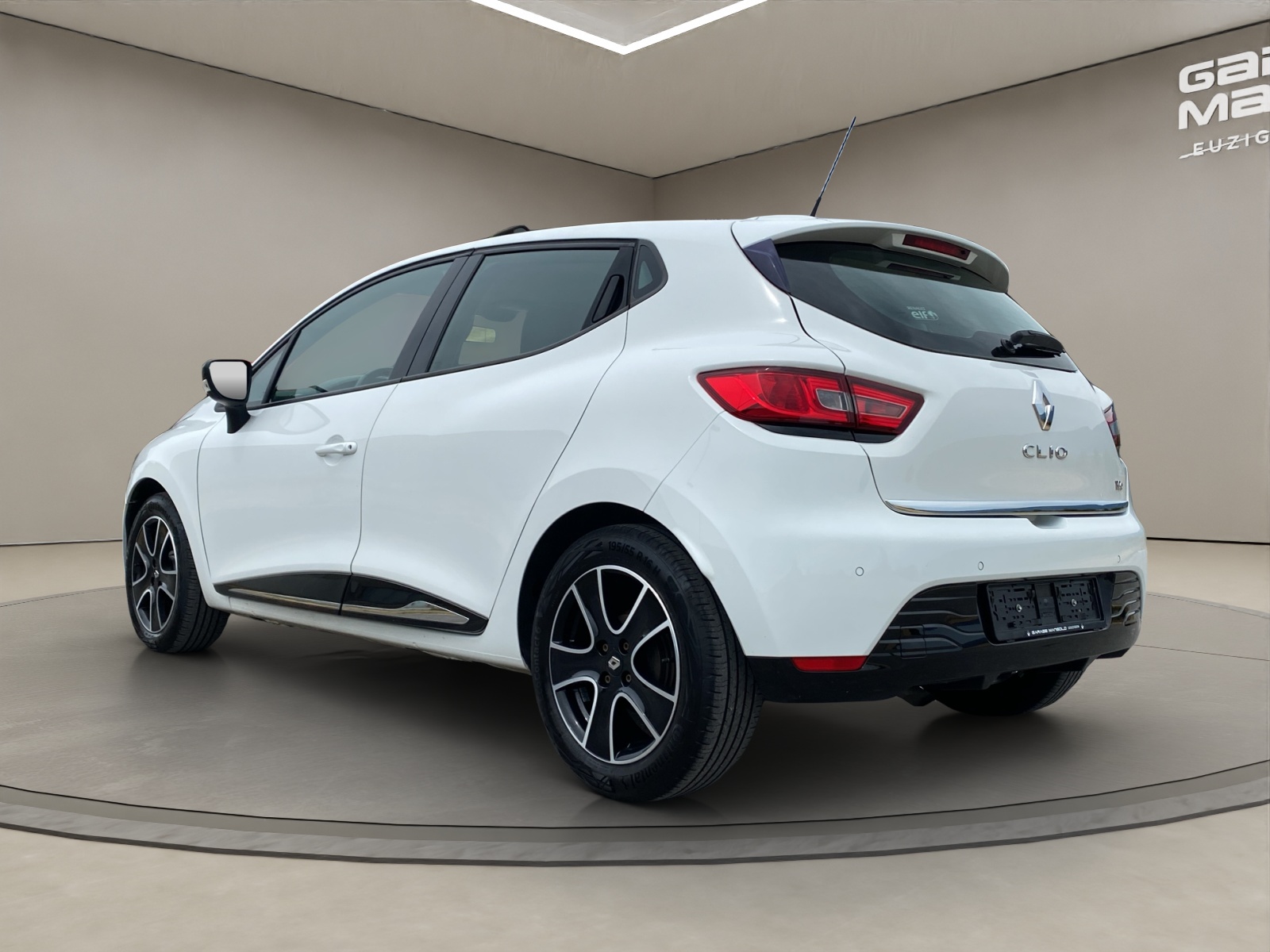 RENAULT Clio 0.9 12V Expression-image-2