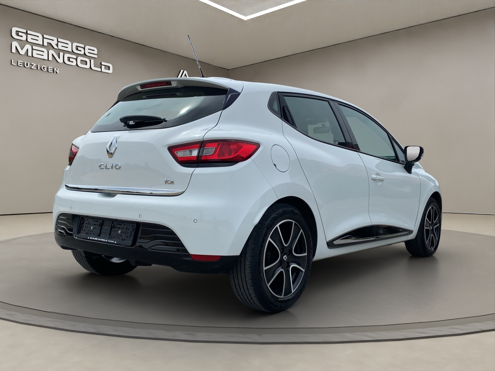 RENAULT Clio 0.9 12V Expression-image-4