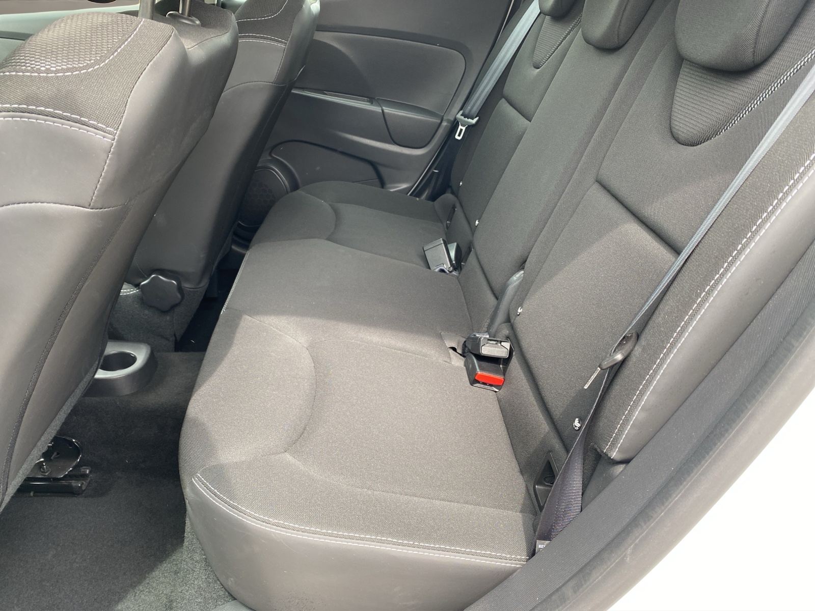RENAULT Clio 0.9 12V Expression-image-9