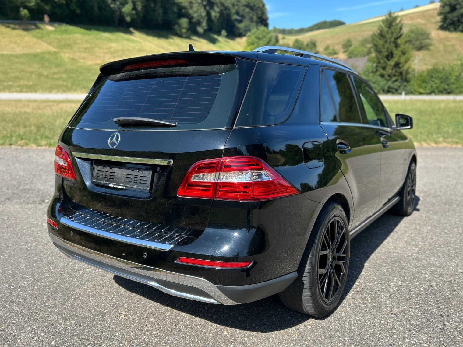 MERCEDES-BENZ ML 250 BlueTEC Edition 4Matic 7G-Tronic-image-4