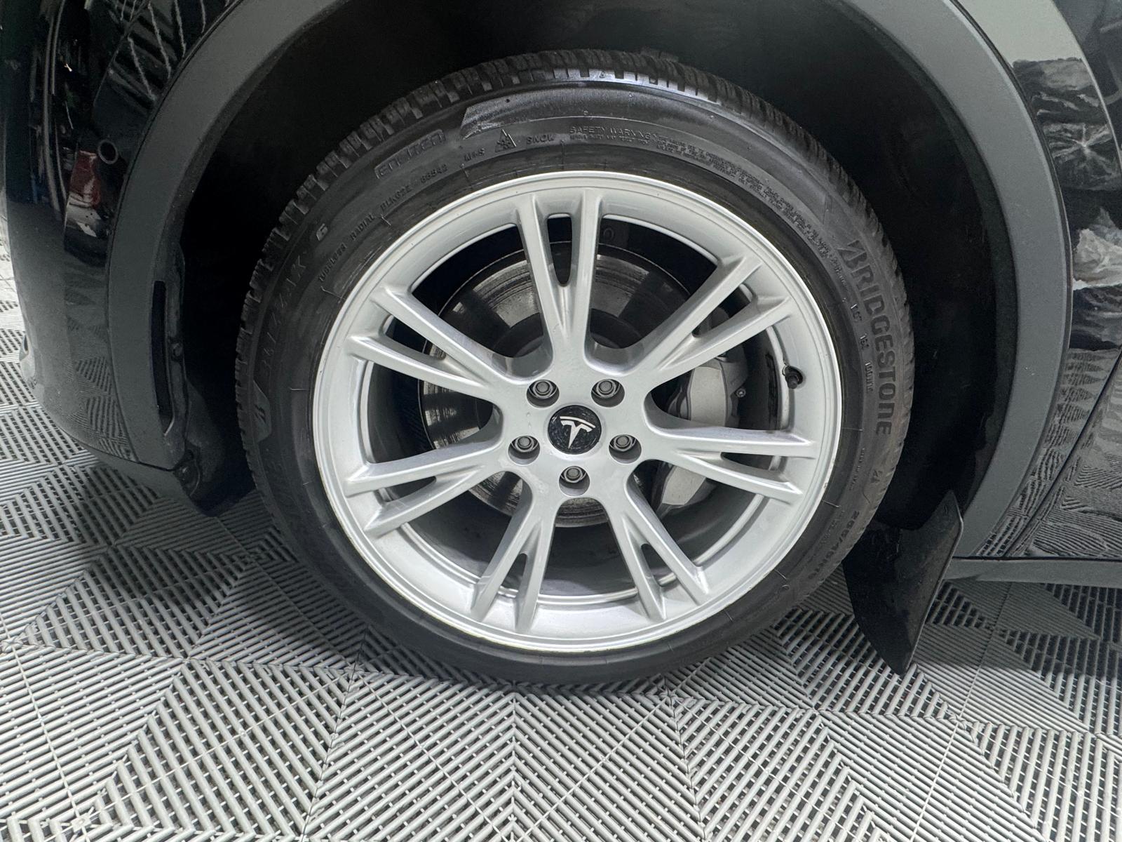 TESLA Model Y Long Range-image-27