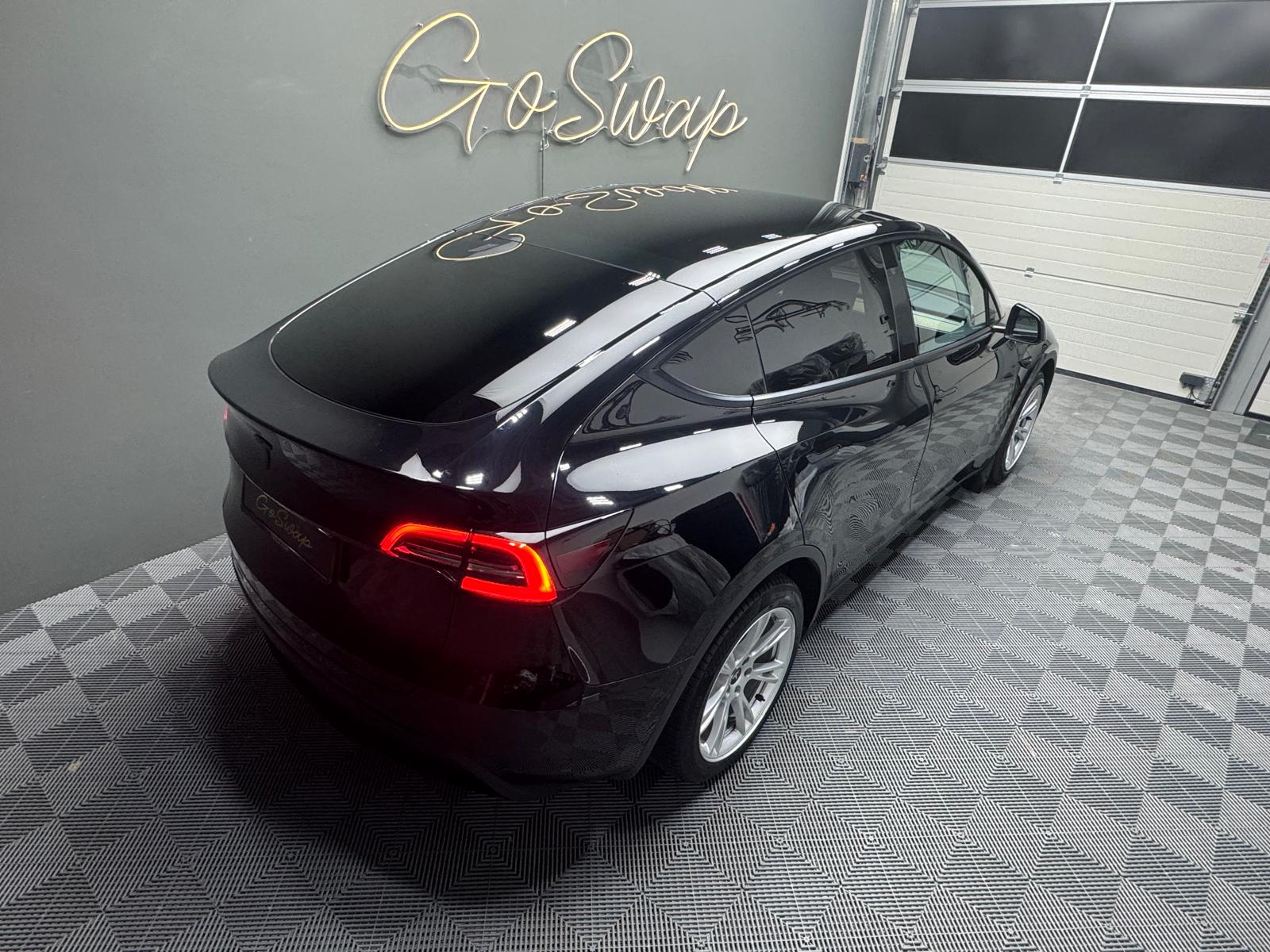 TESLA Model Y Long Range-image-2