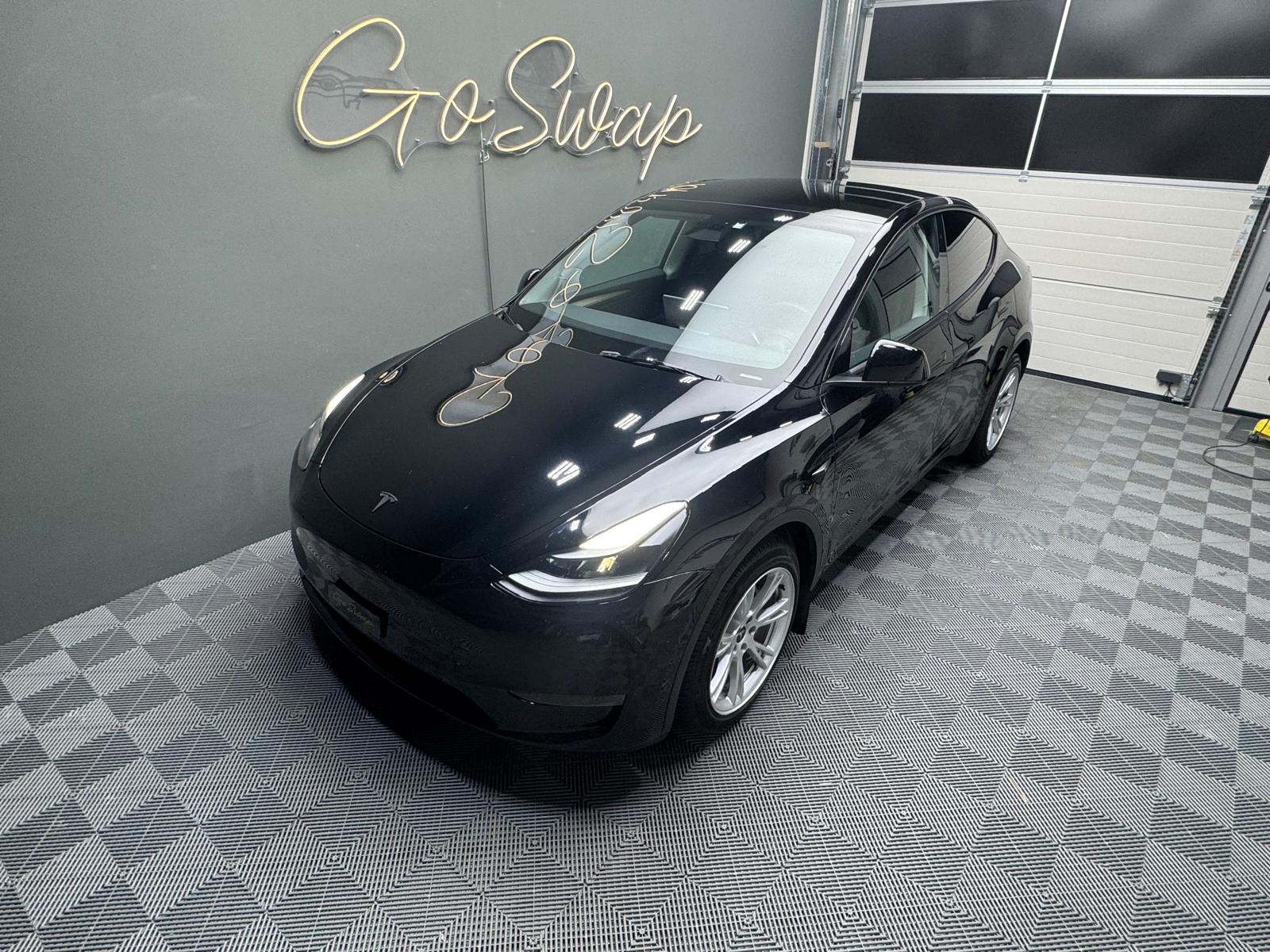 TESLA Model Y Long Range-image-5