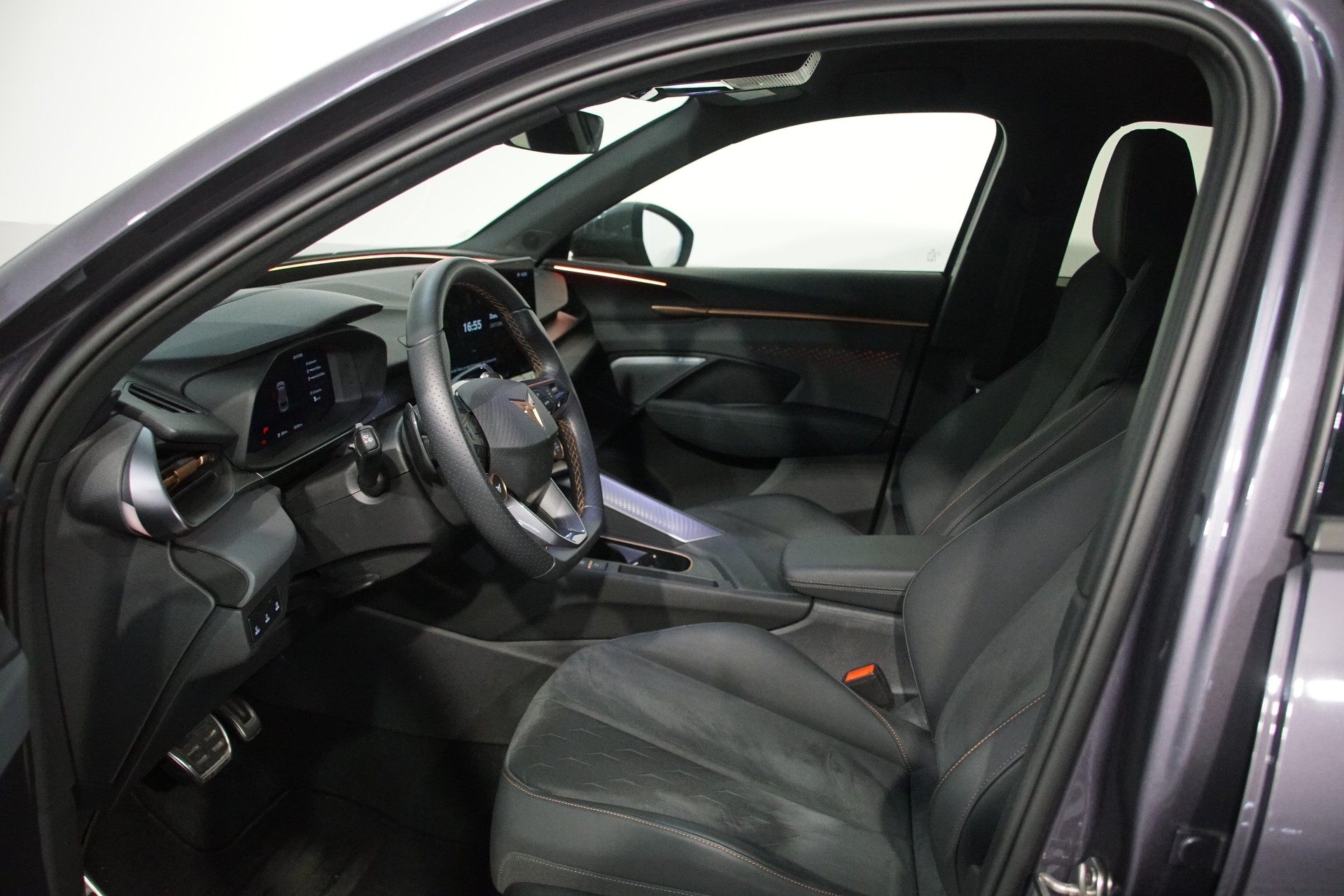 CUPRA Terramar 1.5 eHybrid DSG VZ-image-11