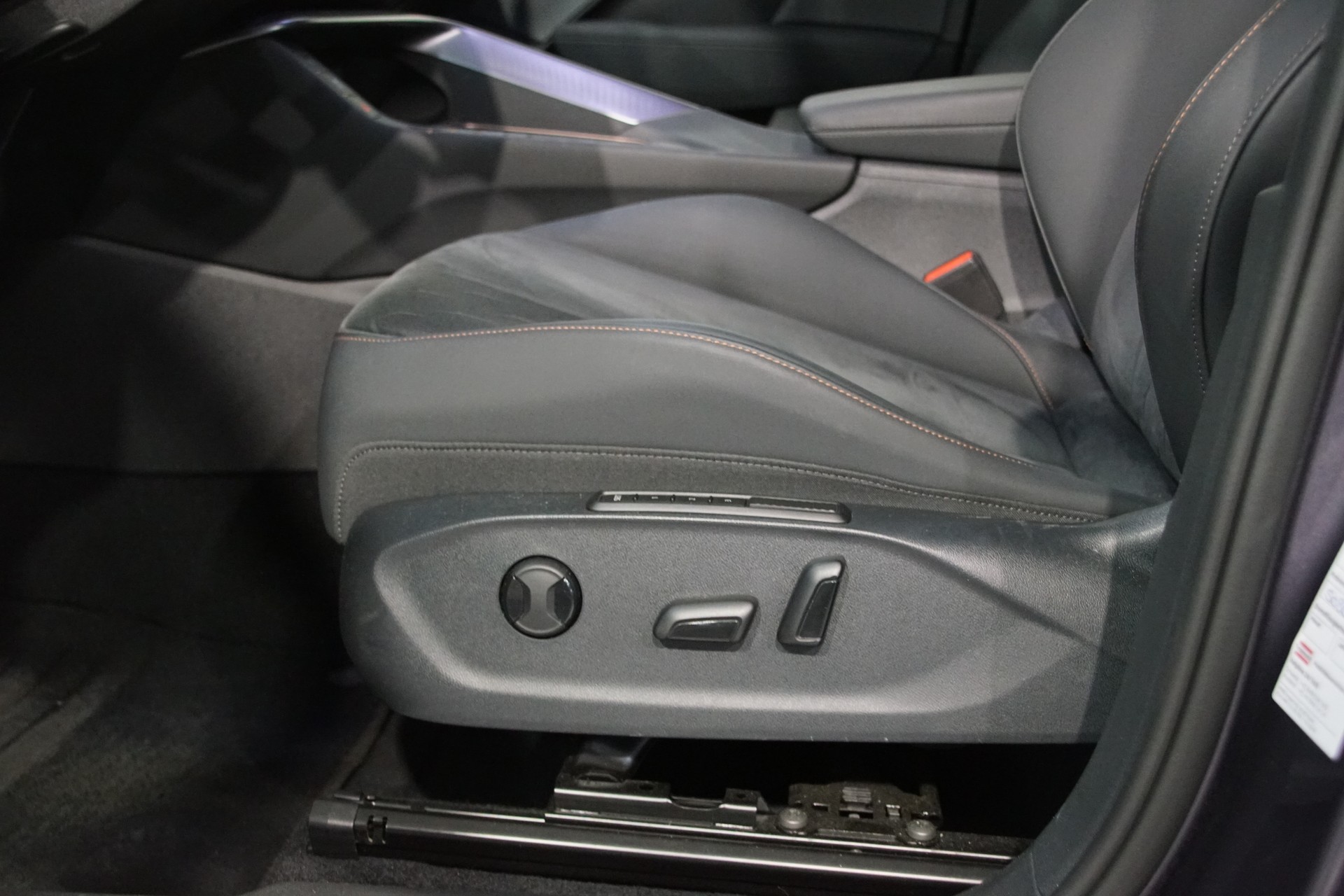 CUPRA Terramar 1.5 eHybrid DSG VZ-image-13