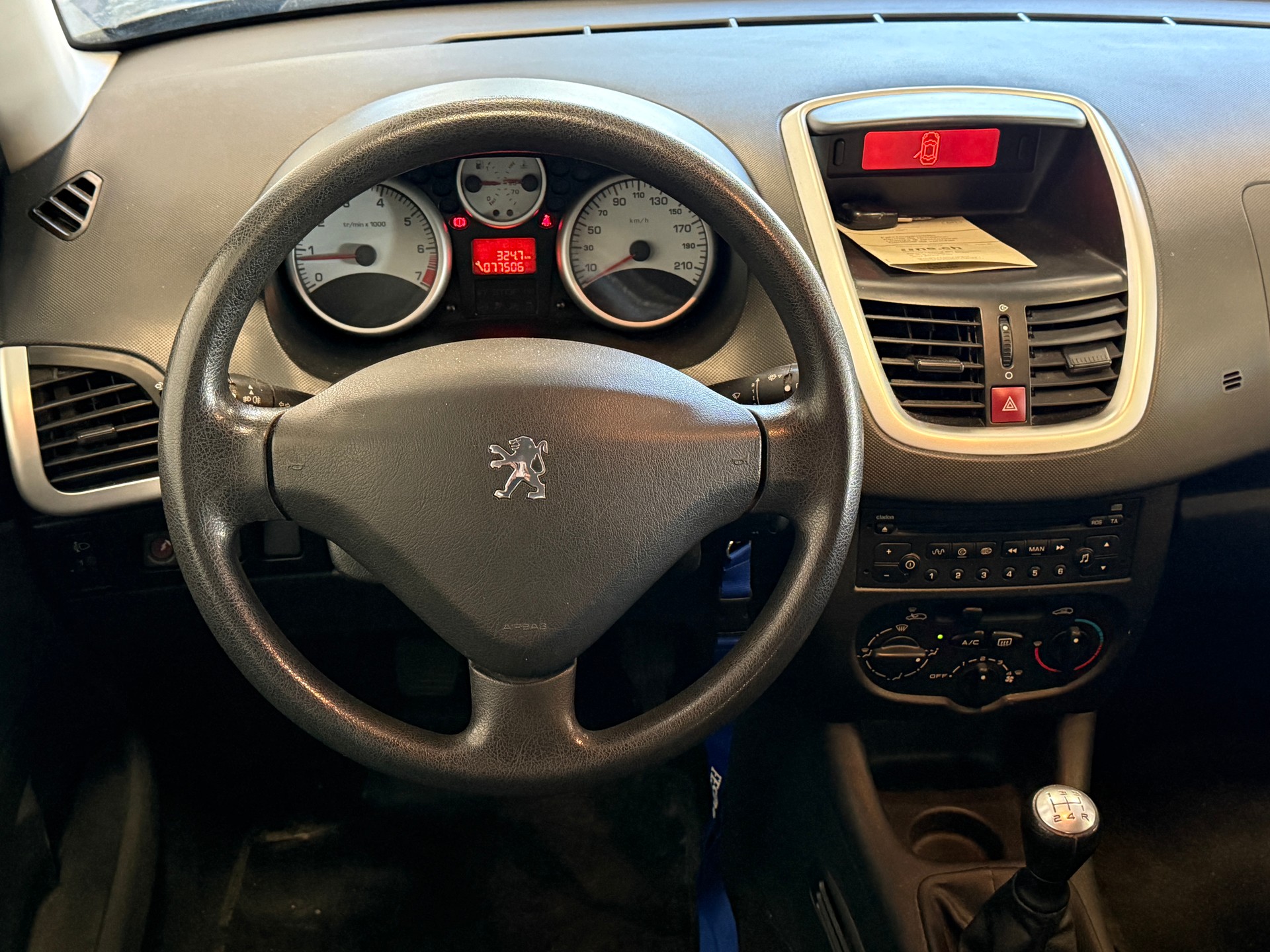 PEUGEOT 206+ 1.4 Trendy-showroom-element-3