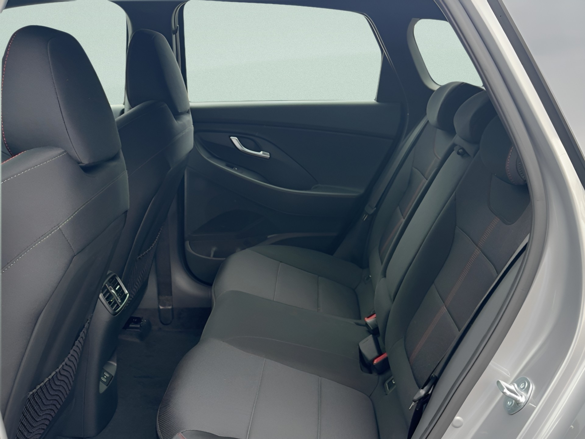 HYUNDAI i30 Wagon 1.6 T-GDi N-Line DCT-image-18