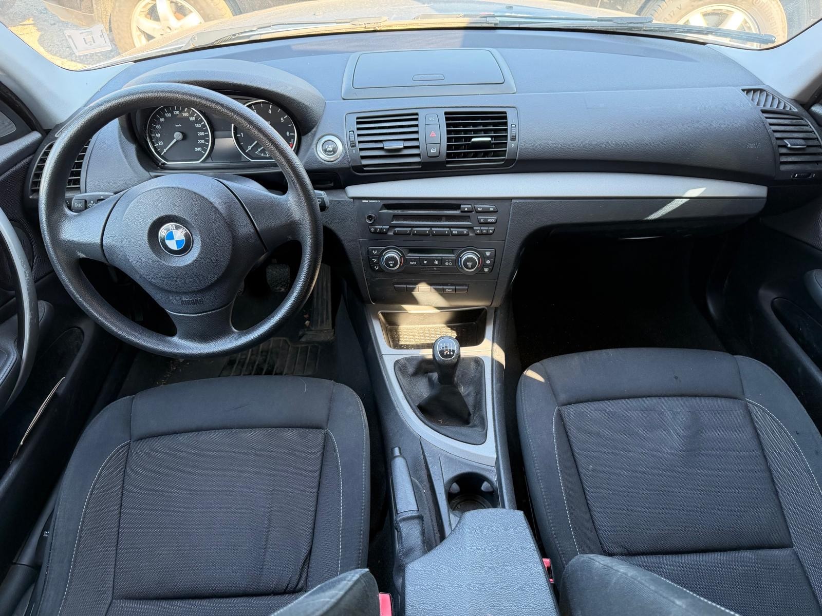 BMW 116i-image-11