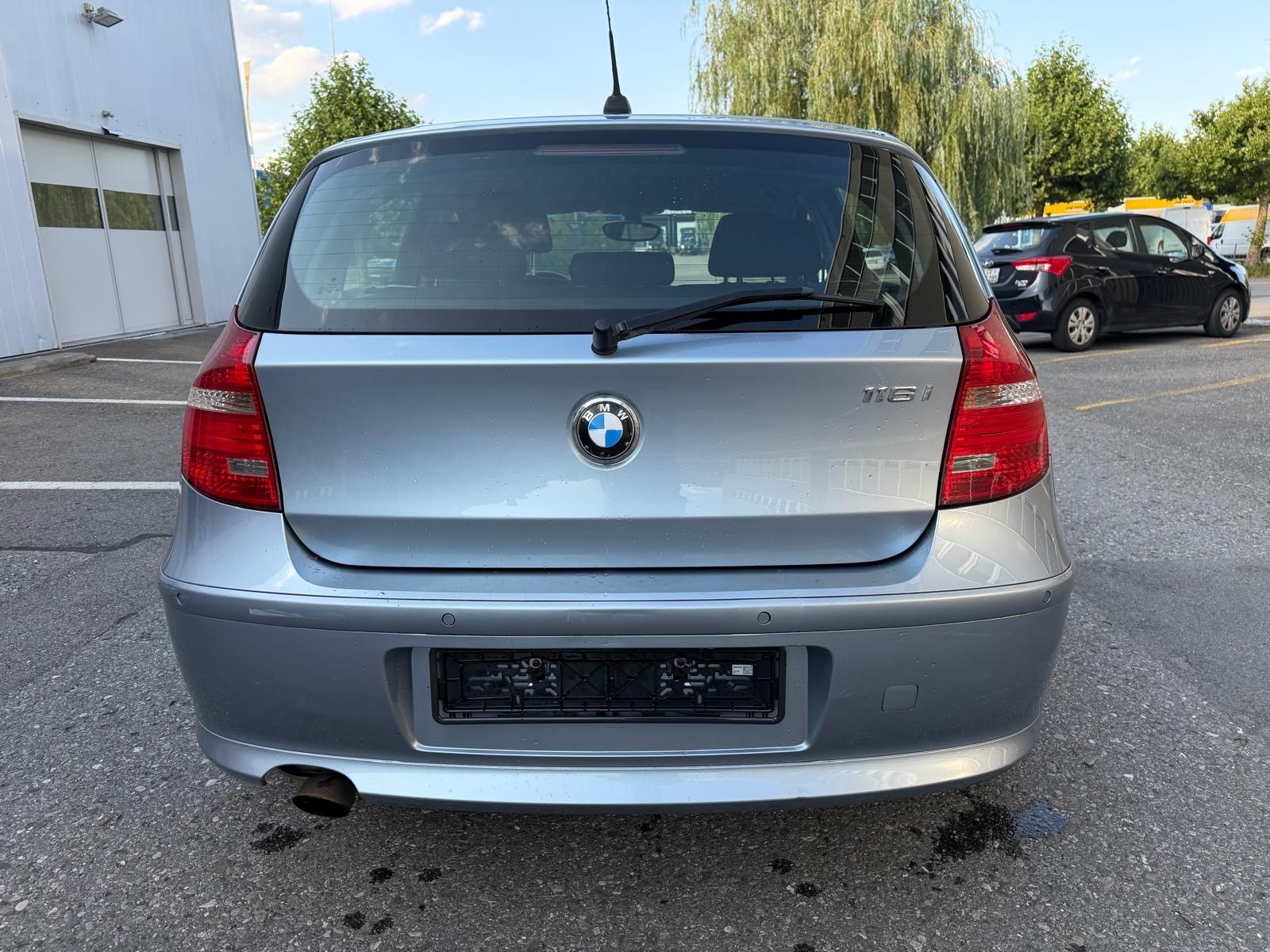 BMW 116i-image-6
