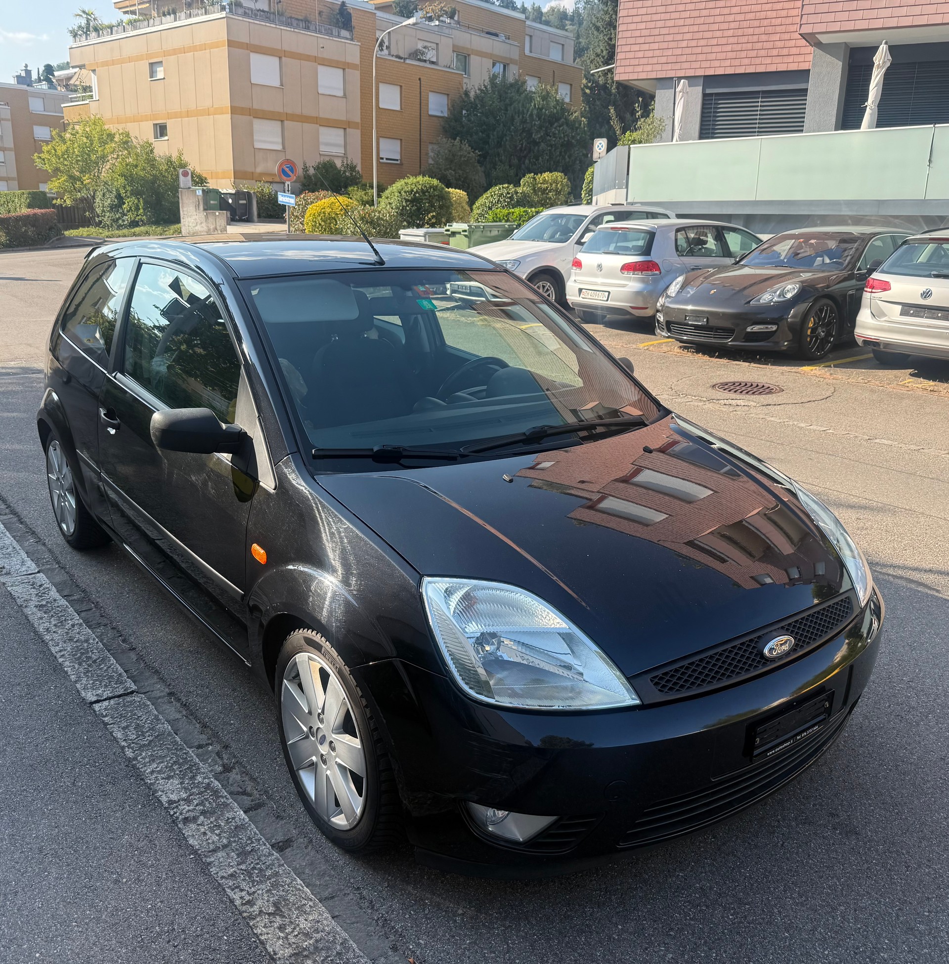 FORD Fiesta 1.6 16V Trend-image-1