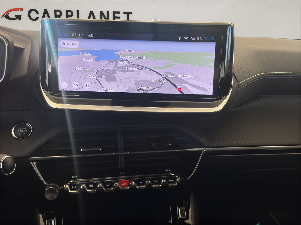 PEUGEOT 2008 1.2 Hybrid 145PS GT *Automat*-image-12