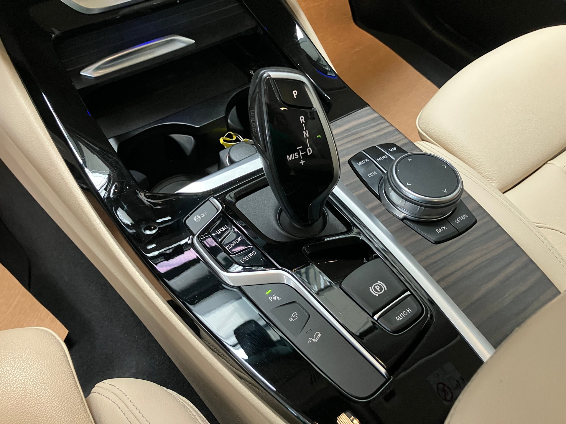 BMW X3 xDrive 30d xLine Steptronic 4x4-image-18