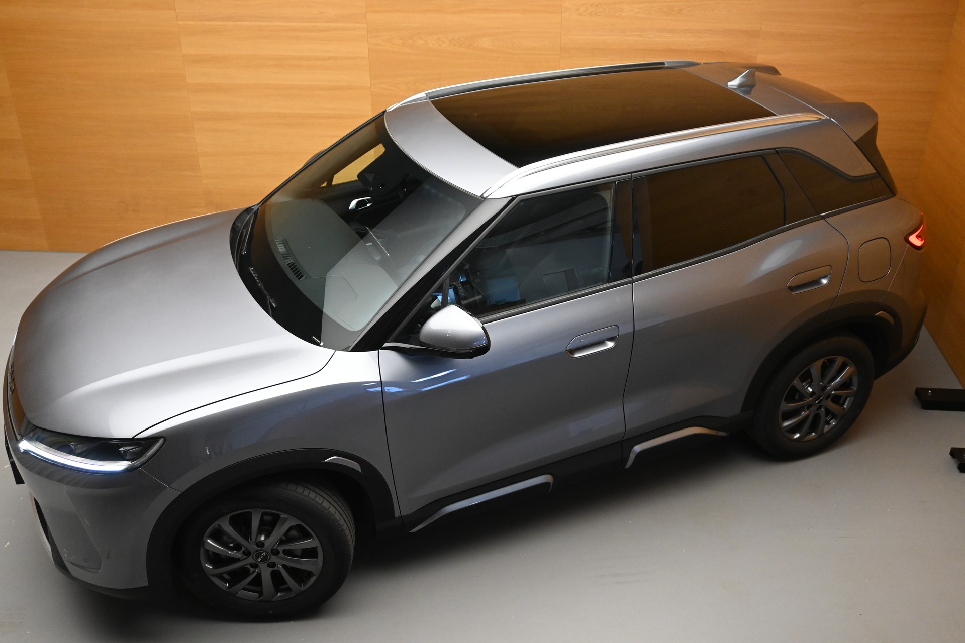 BYD Atto 2 DM-i Boost-showroom-element-1