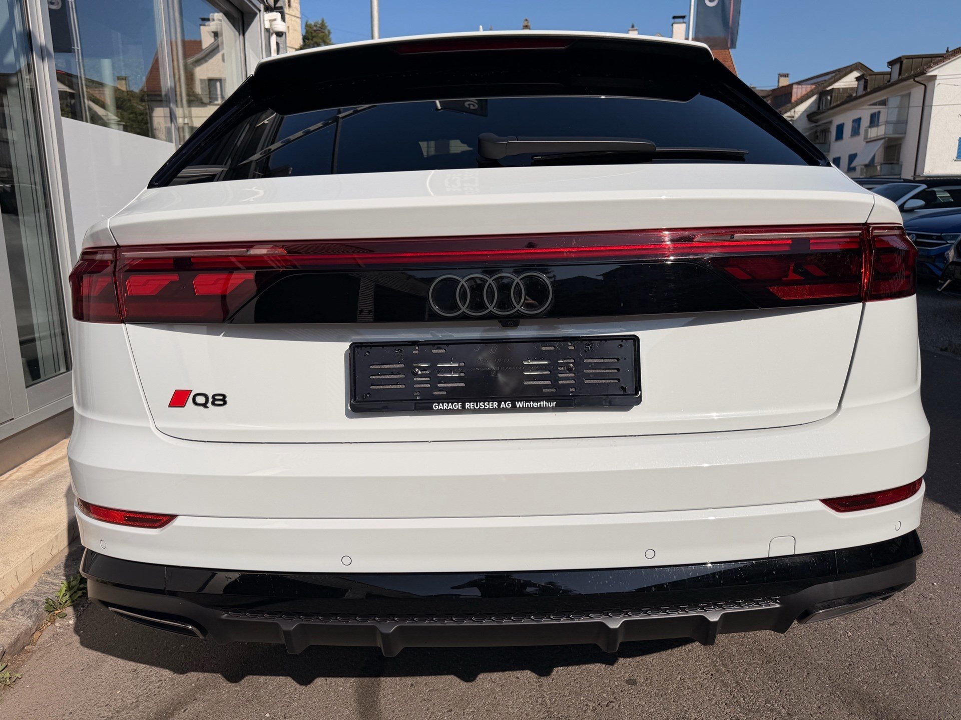 AUDI Q8 3.0 TDI 231PS QUATTRO *** 360 GRAD KAMERA & 4 JAHRE AUDI WERKSGARANTIE ***-image-4