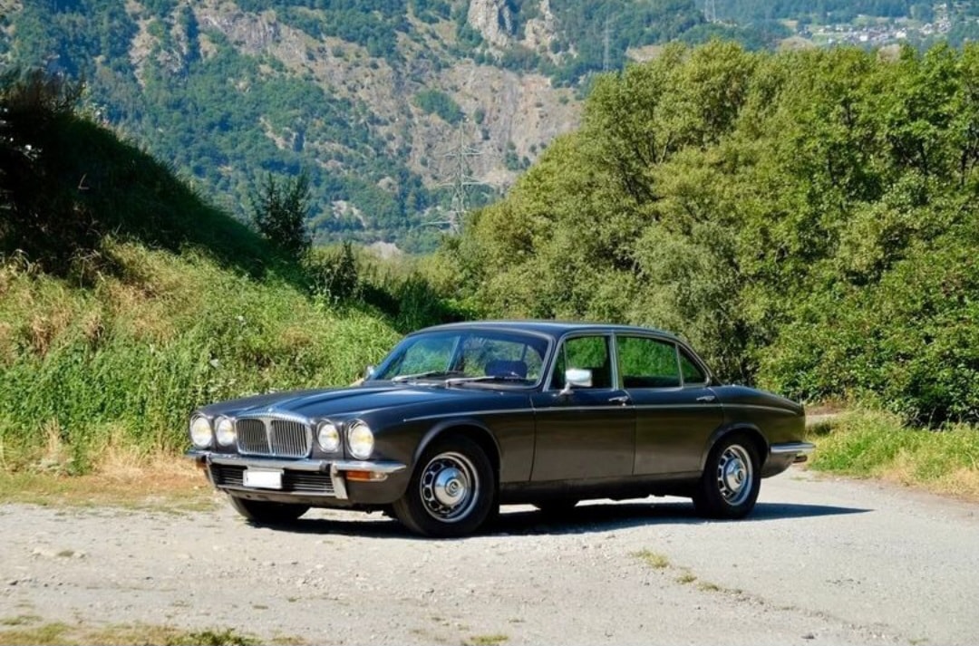 DAIMLER SOVEREIGN-image-1