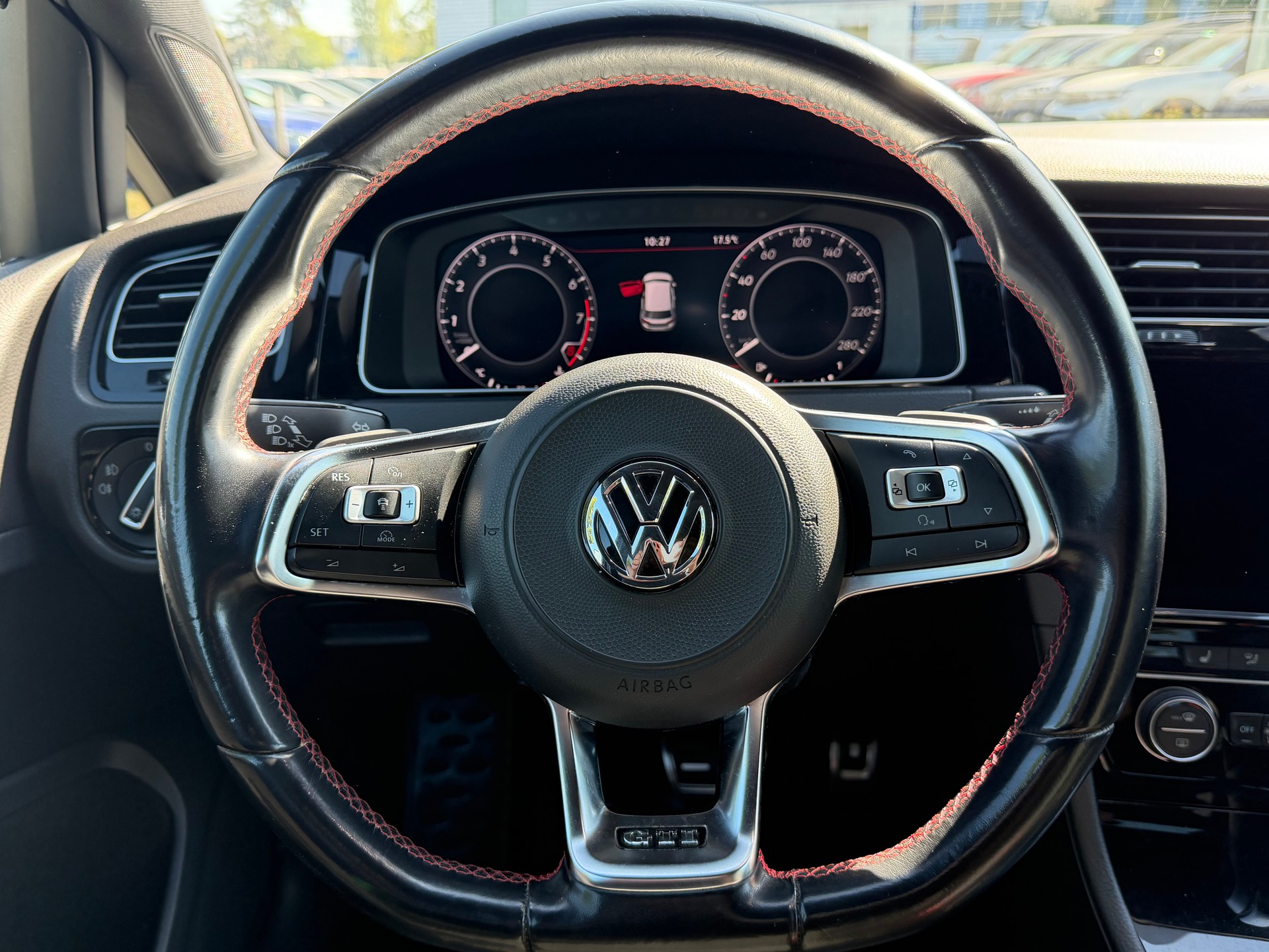 VW Golf 2.0 TSI GTI Performance DSG-image-12