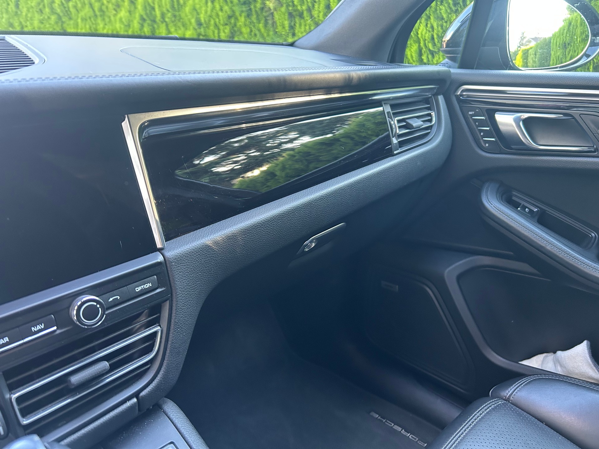 PORSCHE 2.0-image-3