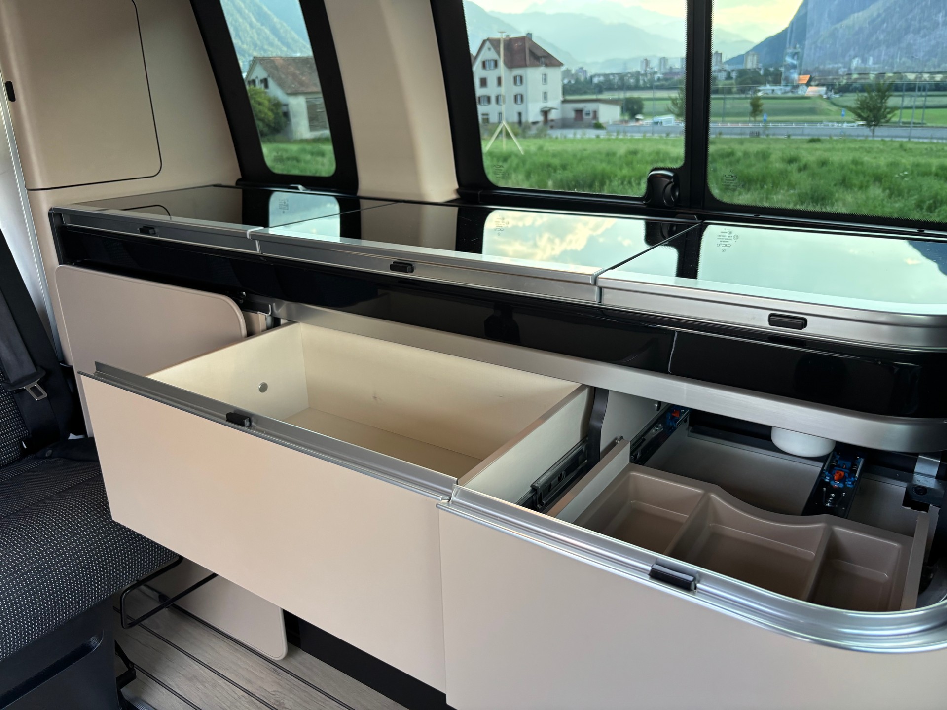 MERCEDES-BENZ Marco Polo 4Matic 250d-image-8
