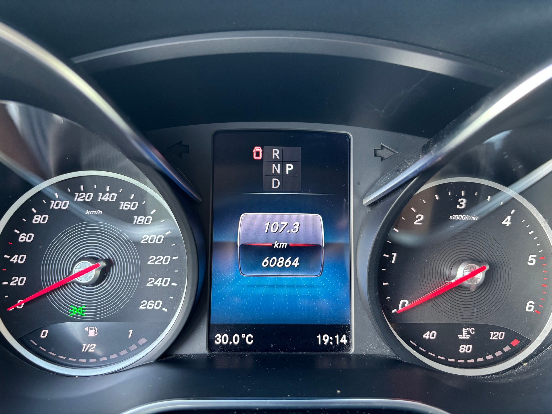 MERCEDES-BENZ Marco Polo 4Matic 250d-image-14