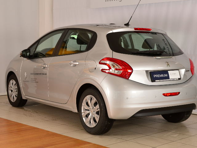 PEUGEOT 208 1.2 PureTech Access-image-3