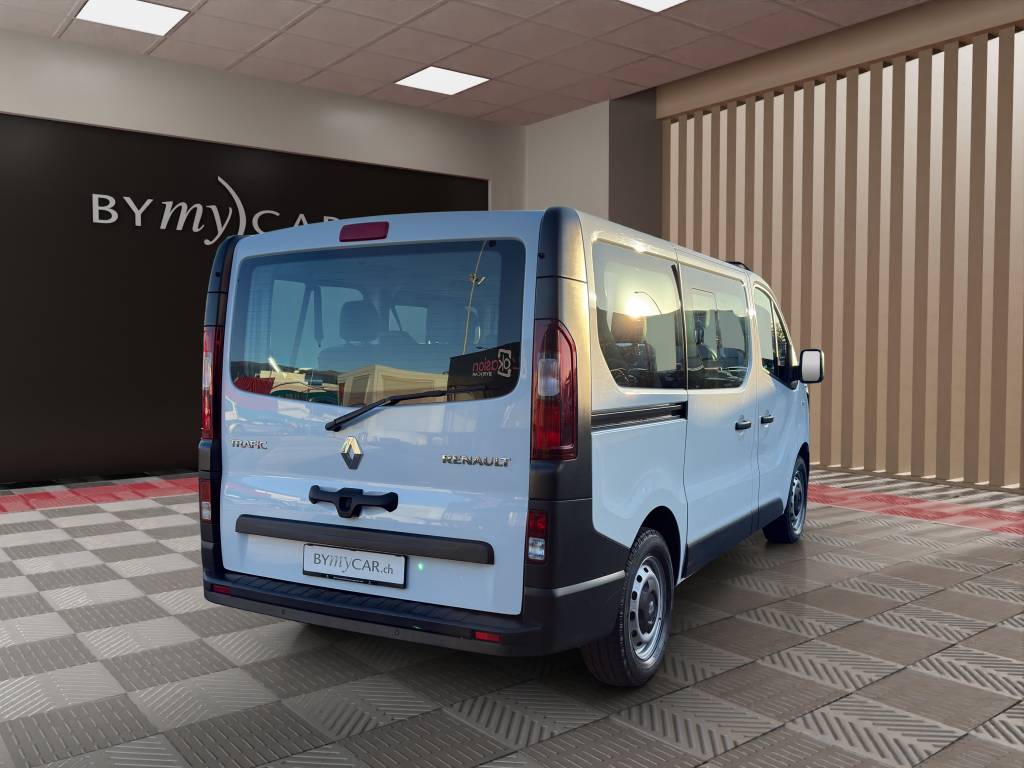 RENAULT Trafic Blue dCi 120 Passenger Life-image-2