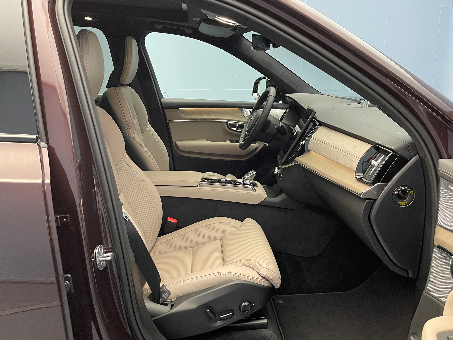 VOLVO XC90 2.0 T8 TE Ultra Dark eAWD-image-9
