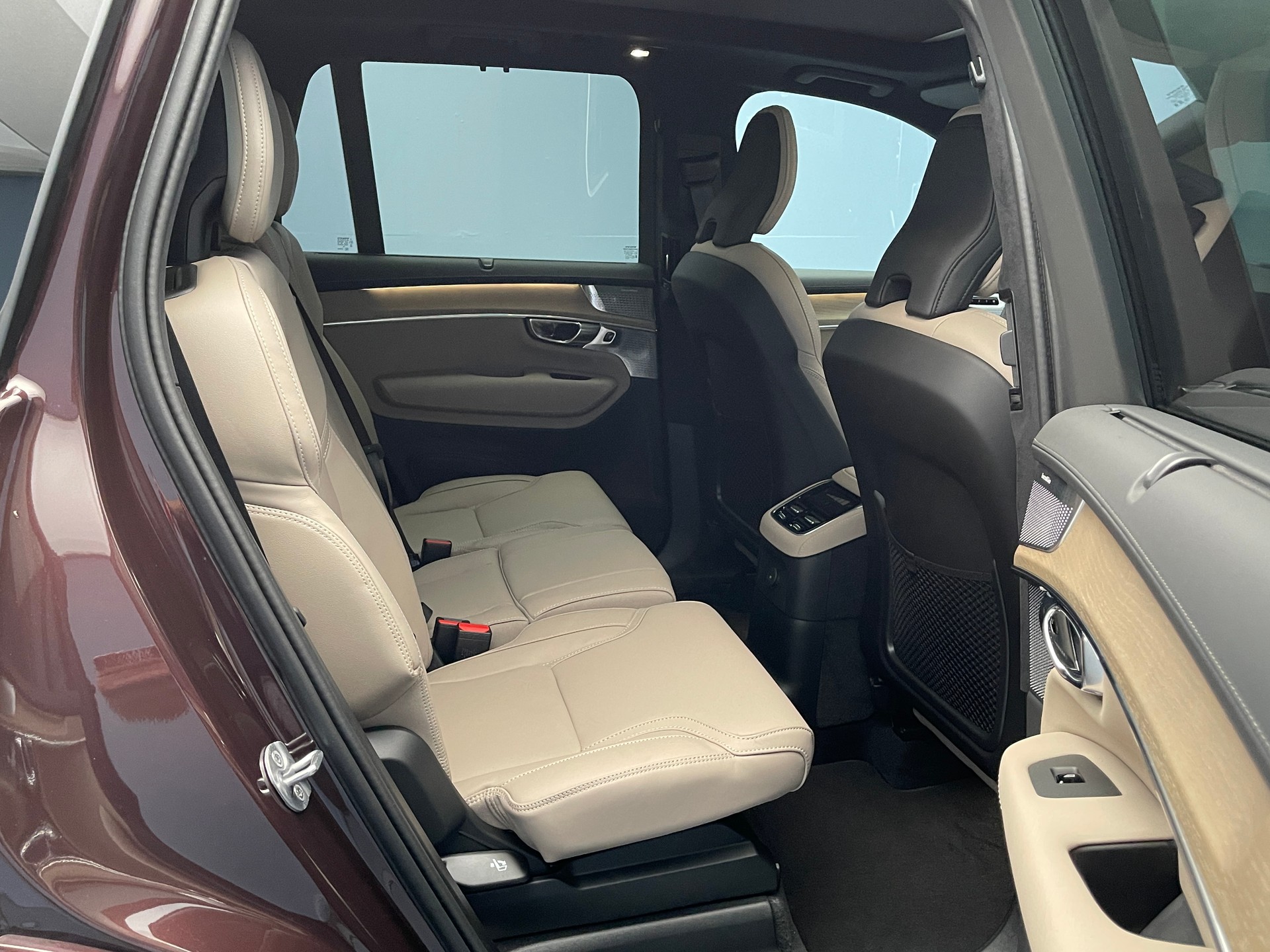 VOLVO XC90 2.0 T8 TE Ultra Dark eAWD-image-8