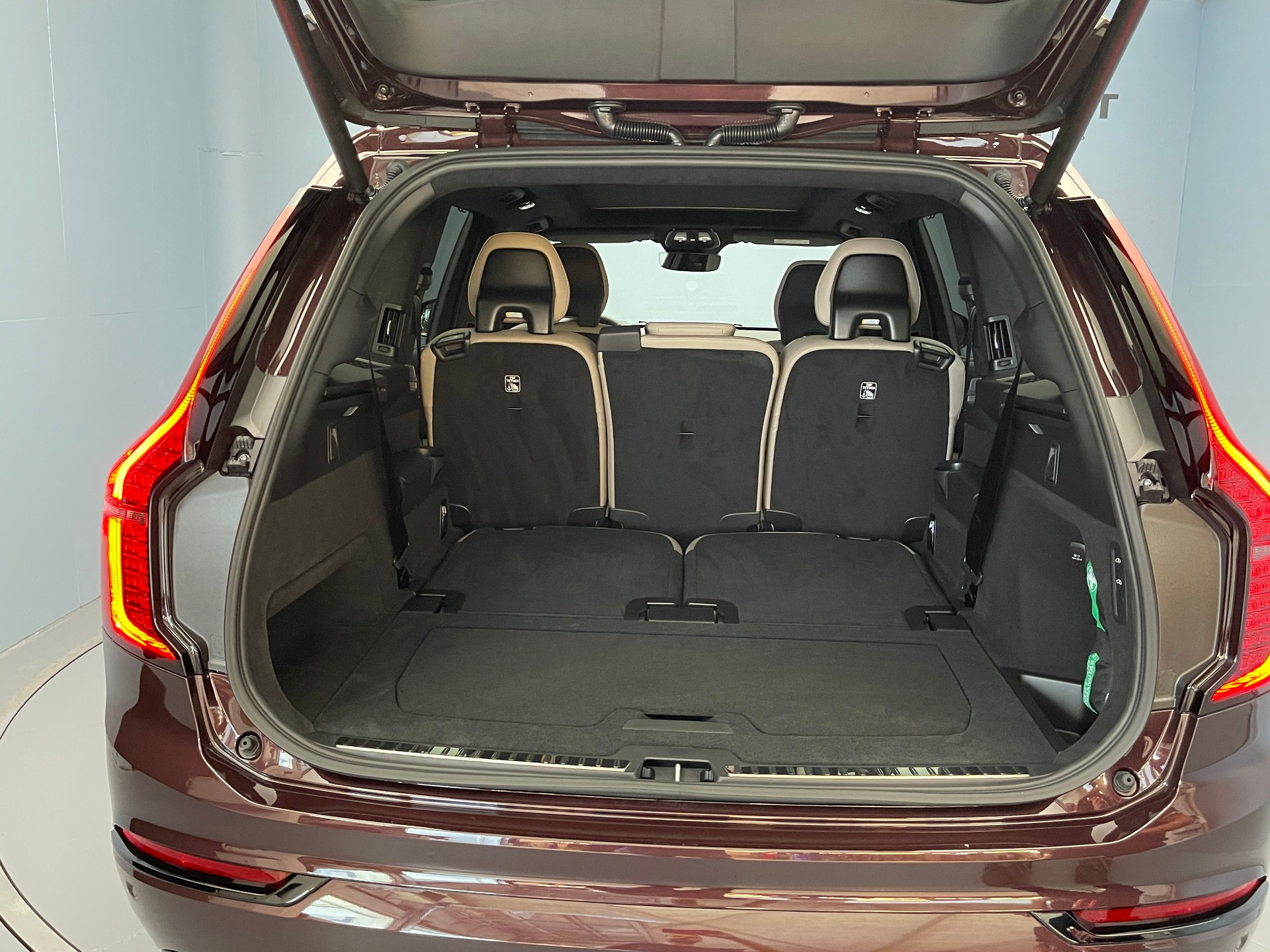 VOLVO XC90 2.0 T8 TE Ultra Dark eAWD-image-6