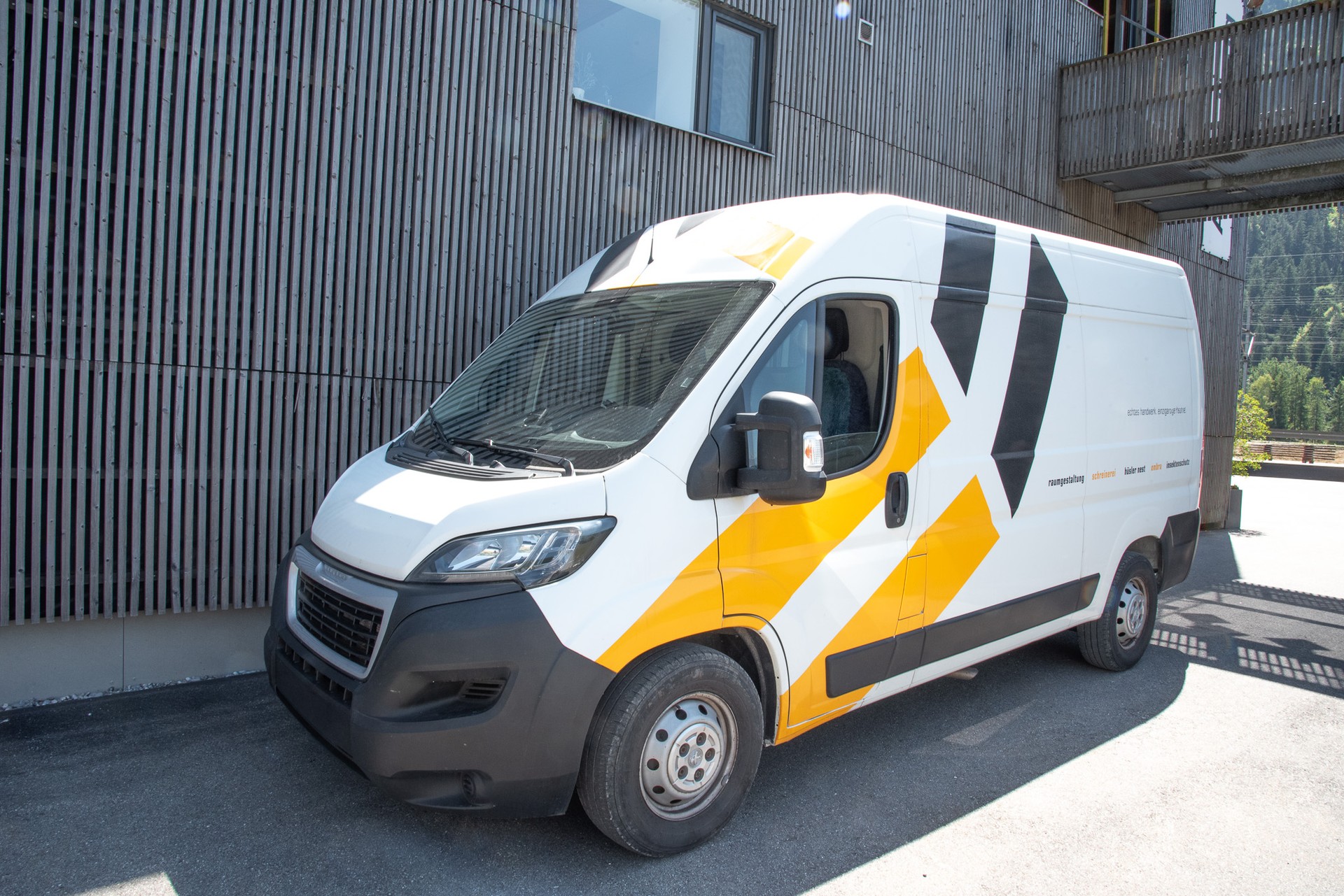 PEUGEOT 2.2 BlueHDi 165 Premium S/S-image-10