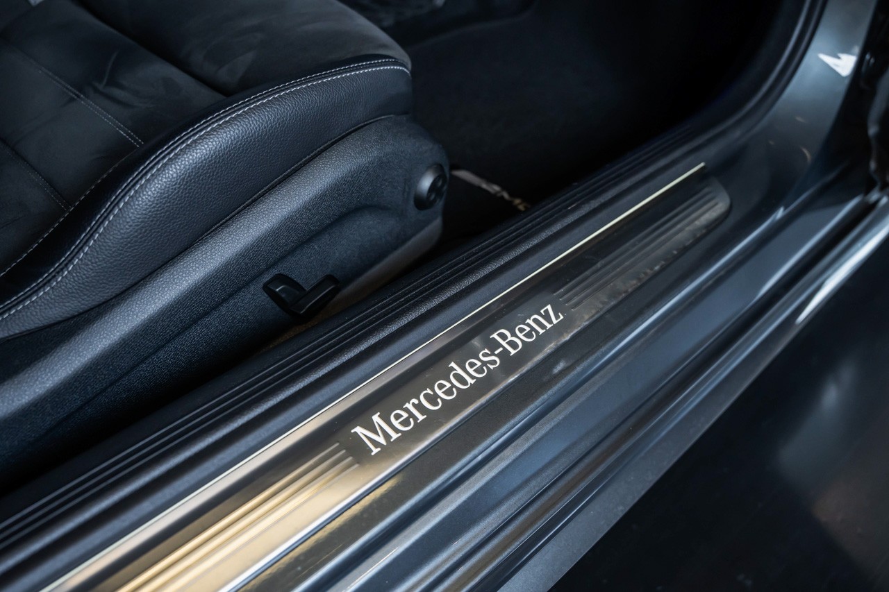 MERCEDES-BENZ C 200 Coupé AMG Line 9G-Tronic-image-25