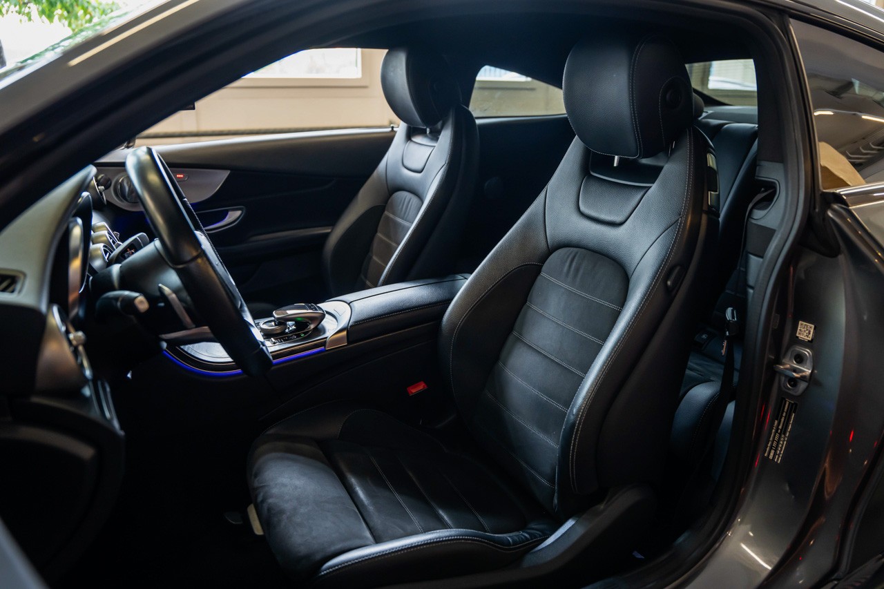 MERCEDES-BENZ C 200 Coupé AMG Line 9G-Tronic-image-13