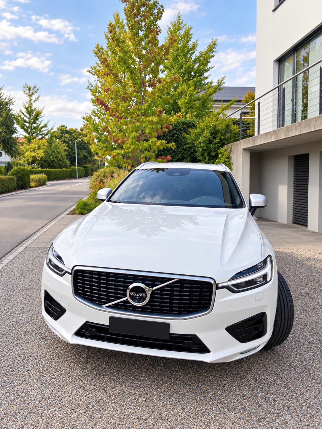VOLVO 2.0 T5 R-Design AWD-image-0