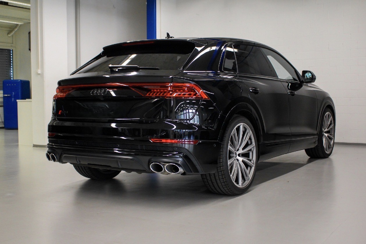 AUDI 4.0 V8 TFSI quattro T-Tronic-image-4