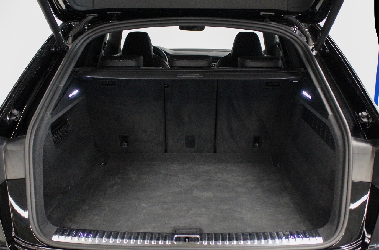 AUDI 4.0 V8 TFSI quattro T-Tronic-image-8