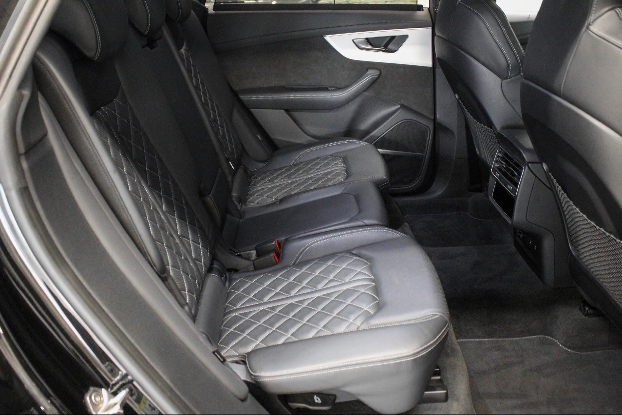 AUDI 4.0 V8 TFSI quattro T-Tronic-image-18