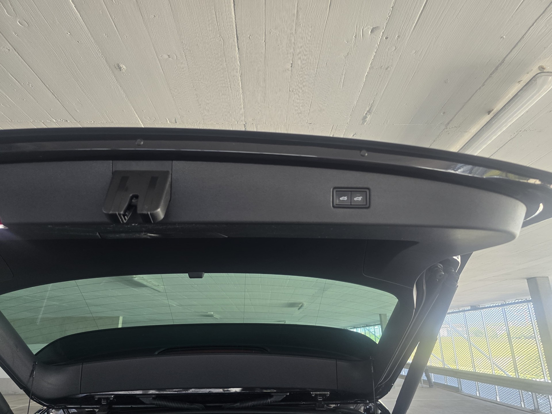 VW Tiguan 2.0TSI RLine 4Motion DSG-image-15