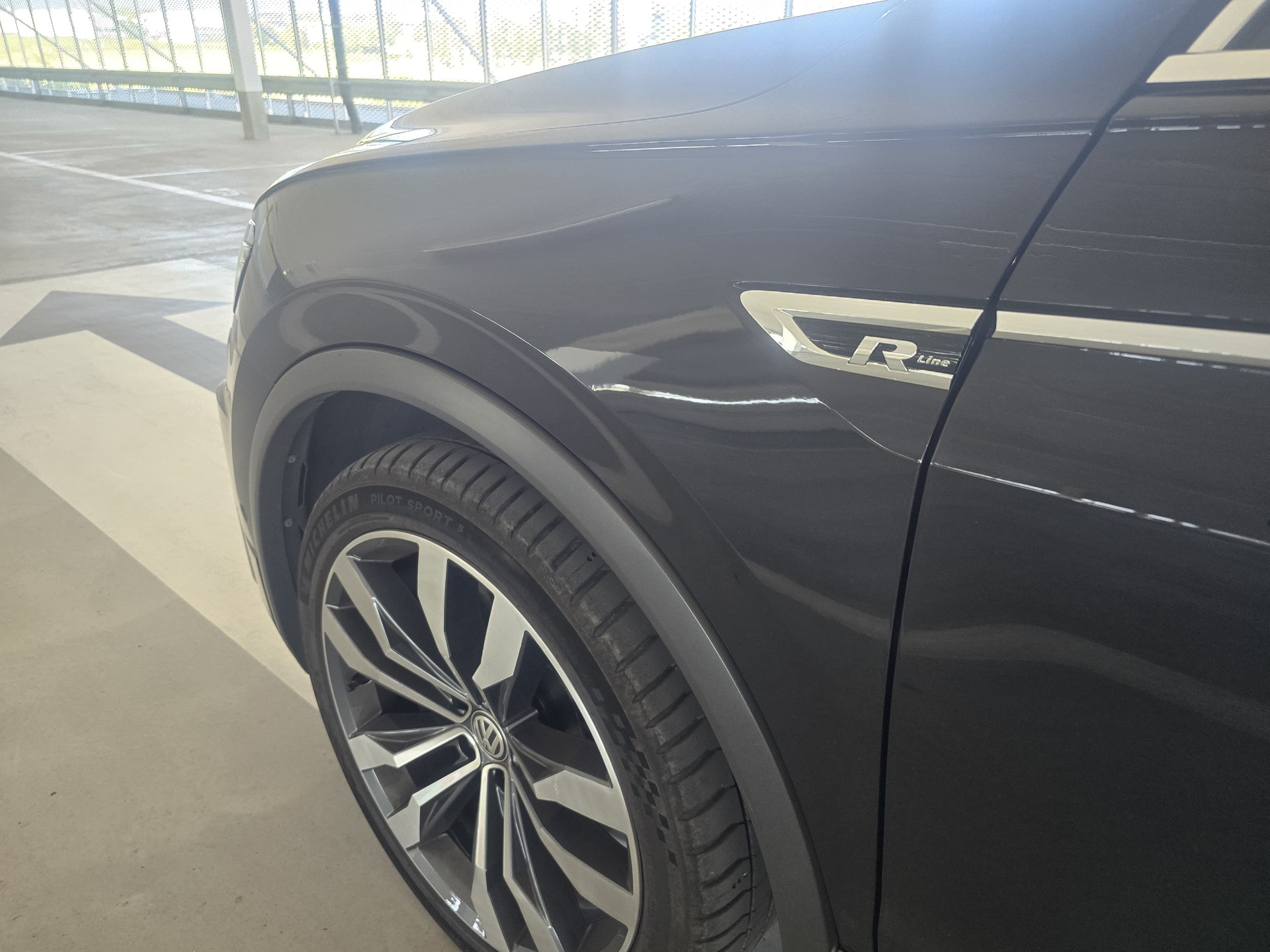 VW Tiguan 2.0TSI RLine 4Motion DSG-image-14