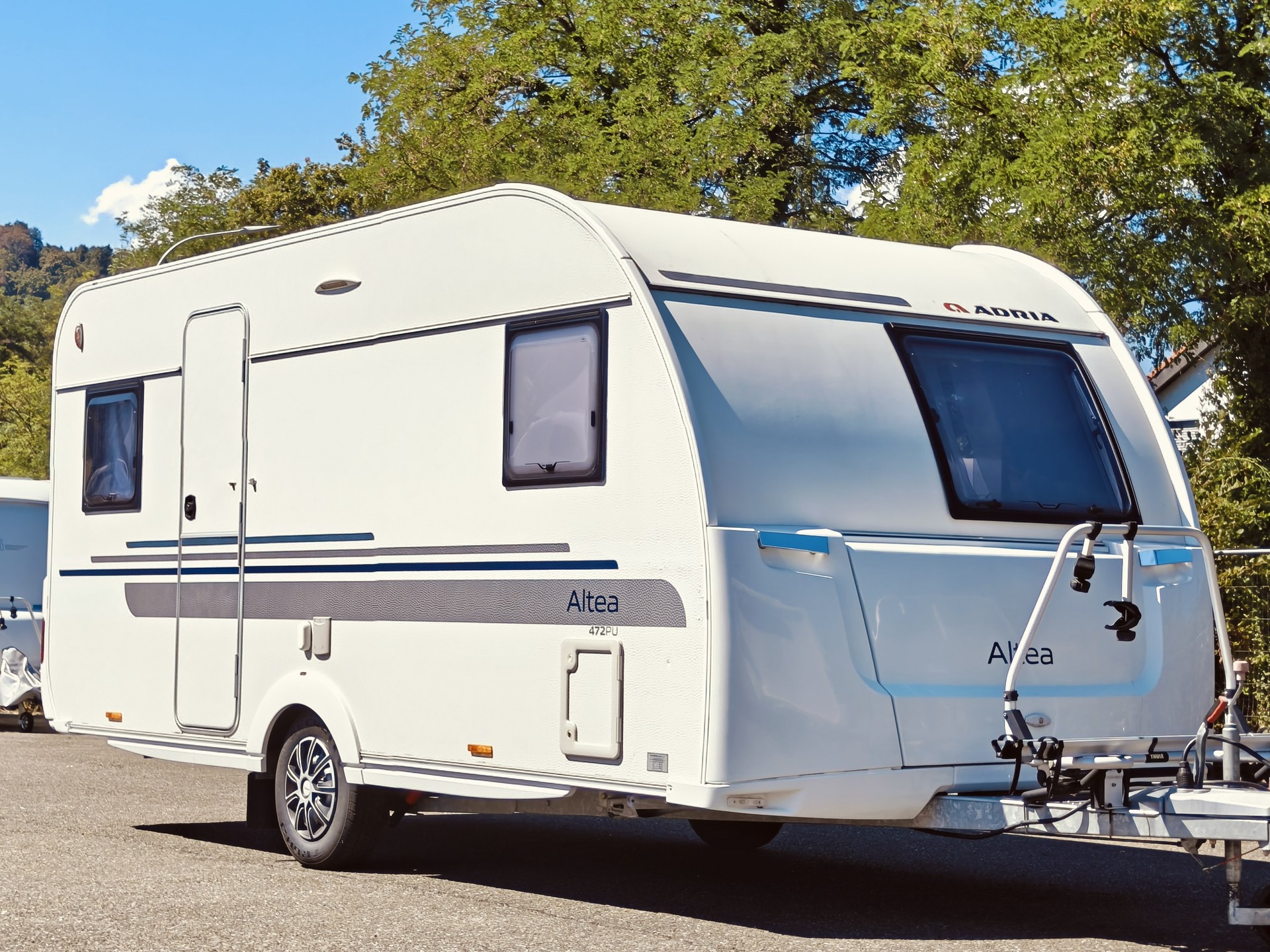 ADRIA Altea 472 PU -- Luftvorzelt -- Veloträger -- WC+Dusche-image-2