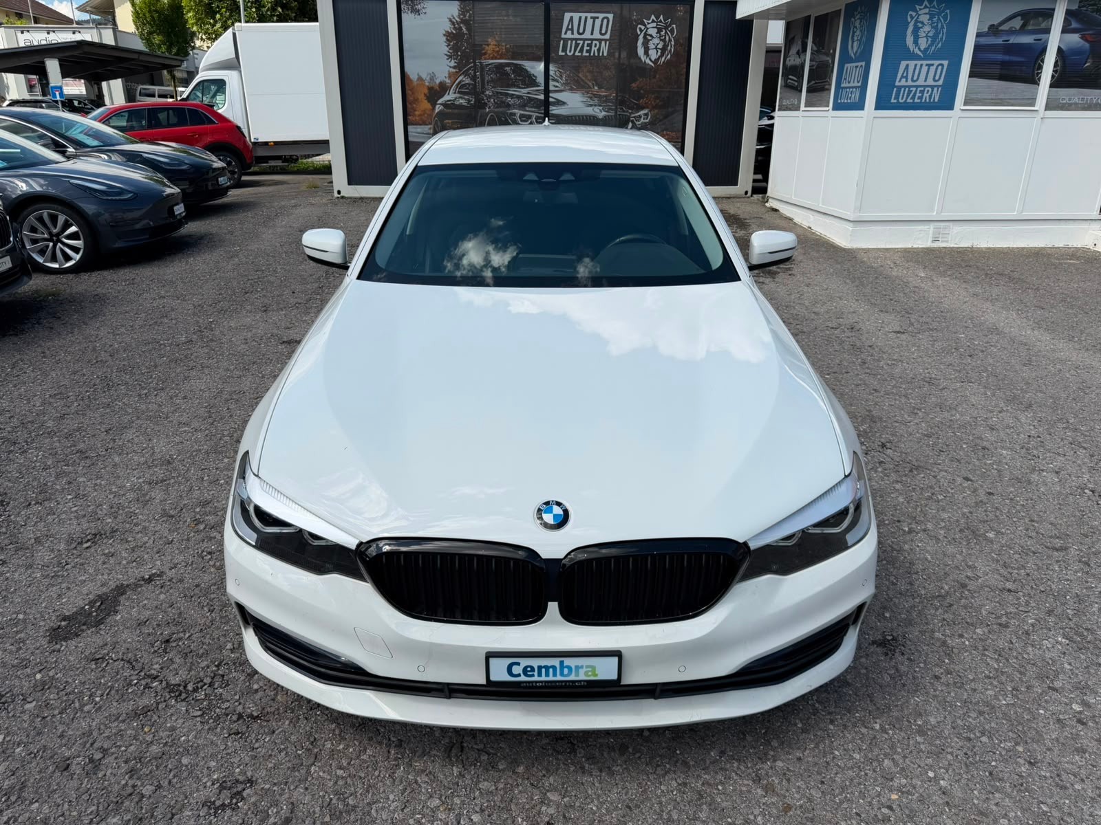 BMW 520i Sport Line M-Paket Steptronic-image-6